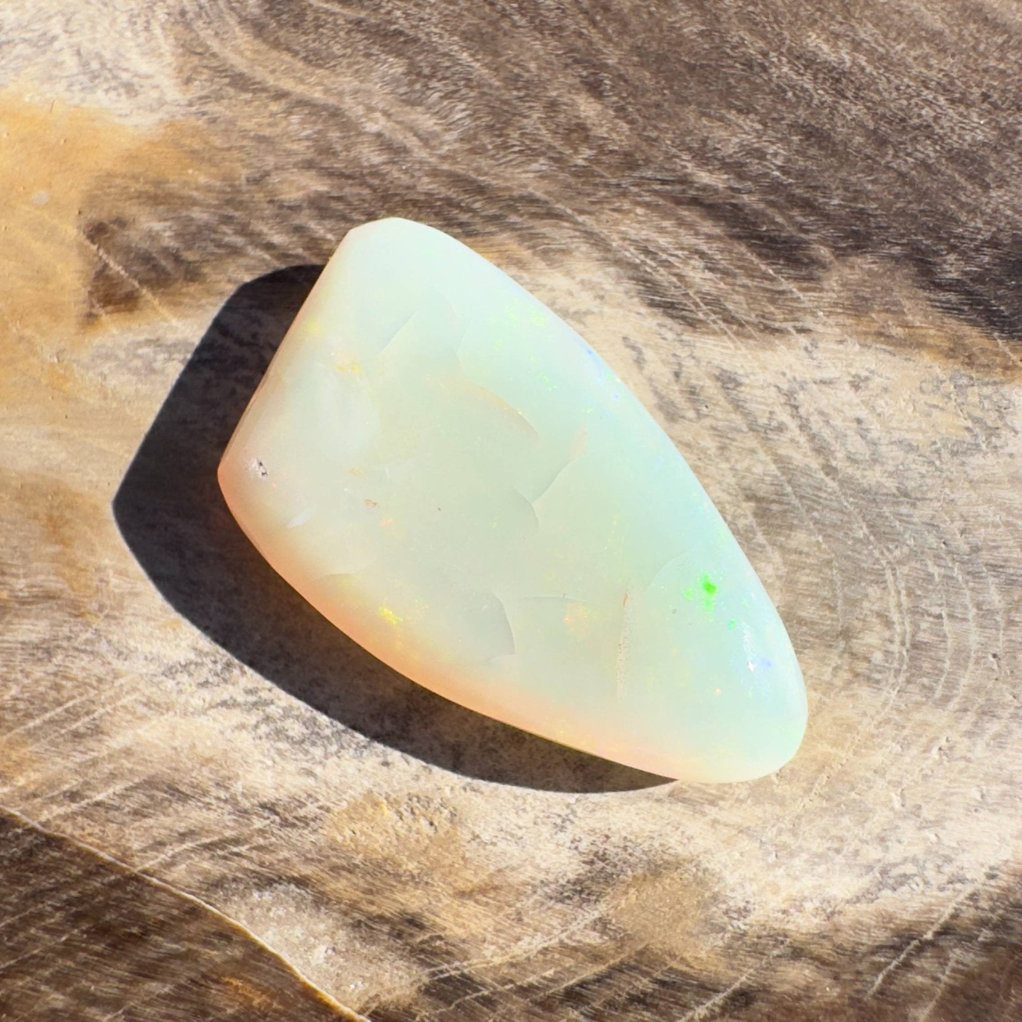 4.0CT Hand - cut Solid Australian Coober Pedy Opal