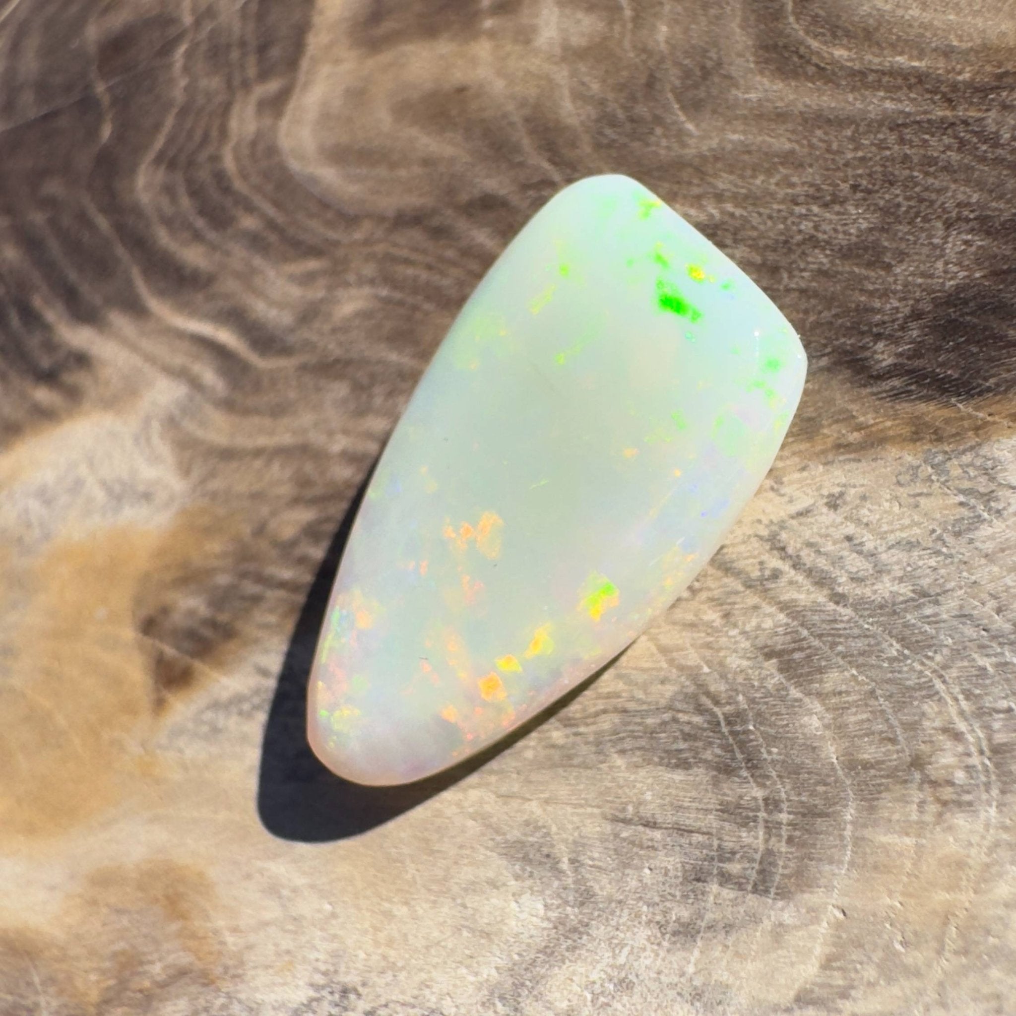 4.0CT Hand - cut Solid Australian Coober Pedy Opal