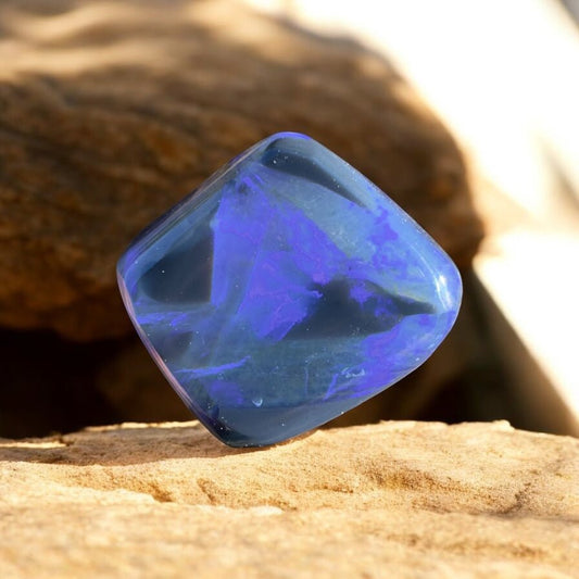 4.0ct Hand - cut Solid Lightning Ridge Semi Black Opal