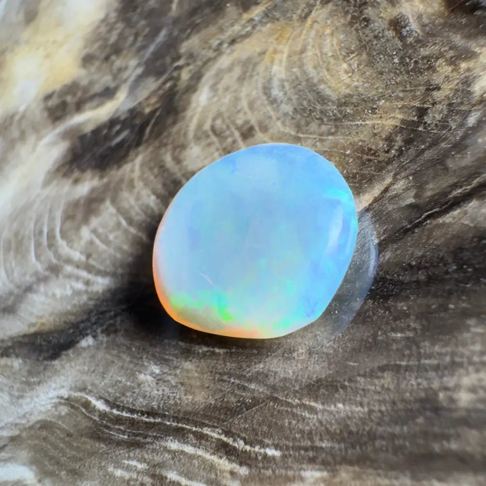 4.0ct Hand - Cut Solid Lightning Ridge Semi Black Opal