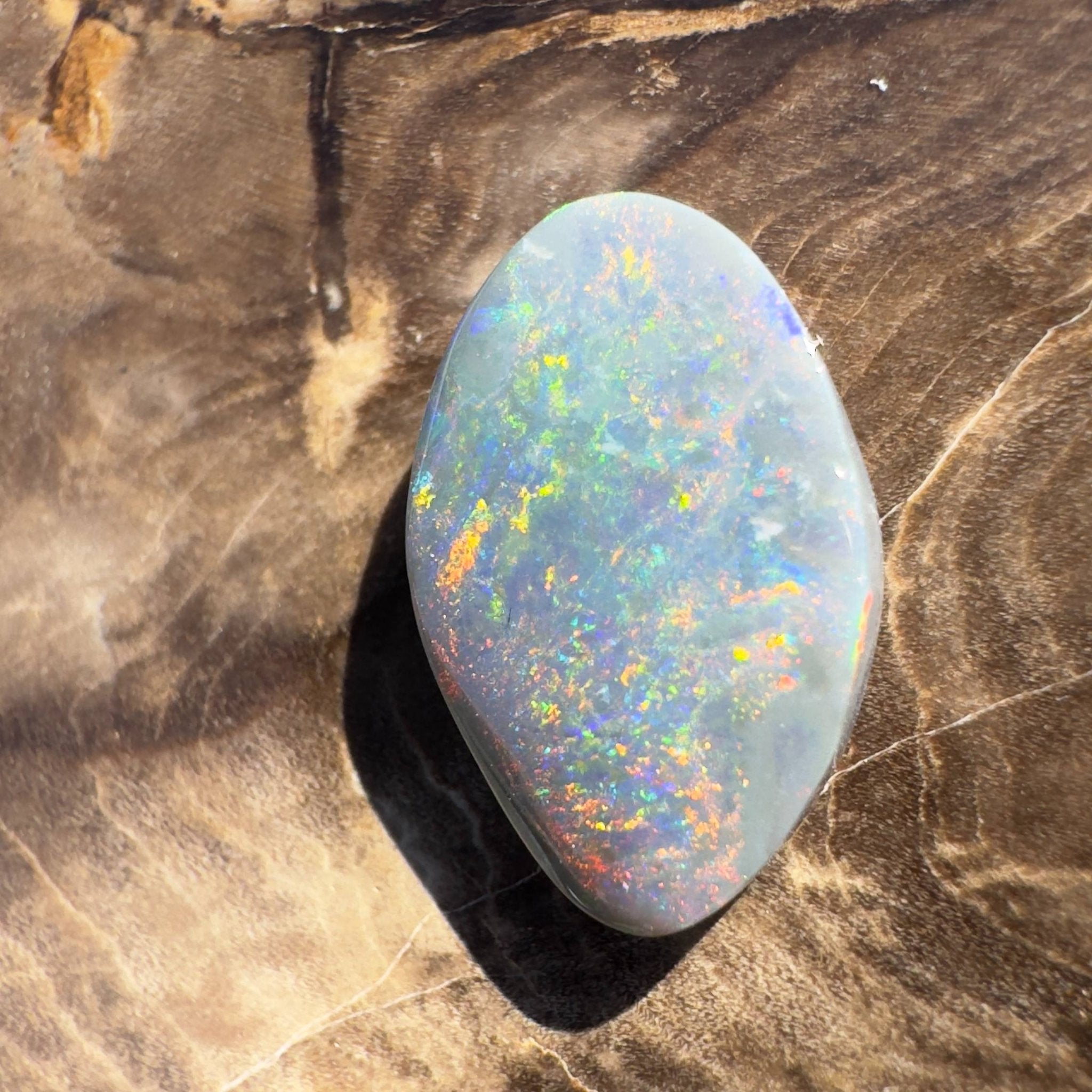 4.1ct Hand - carved Solid Lightning Ridge Semi Black Opal
