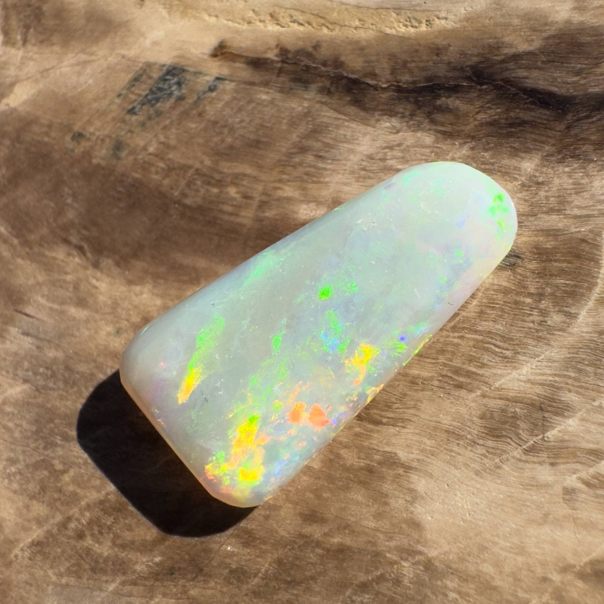 4.1CT Hand - cut Solid Australian Coober Pedy Opal