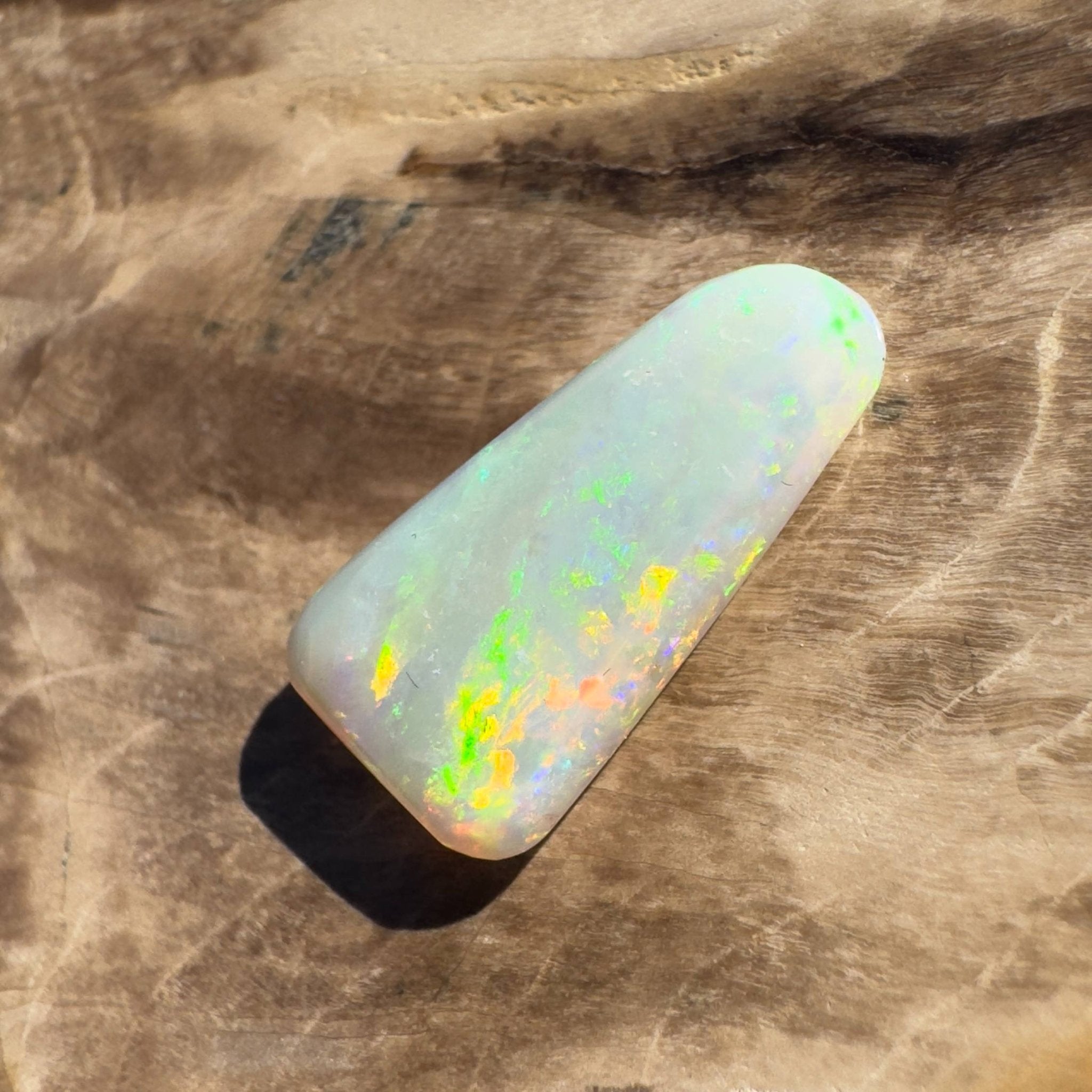 4.1CT Hand - cut Solid Australian Coober Pedy Opal