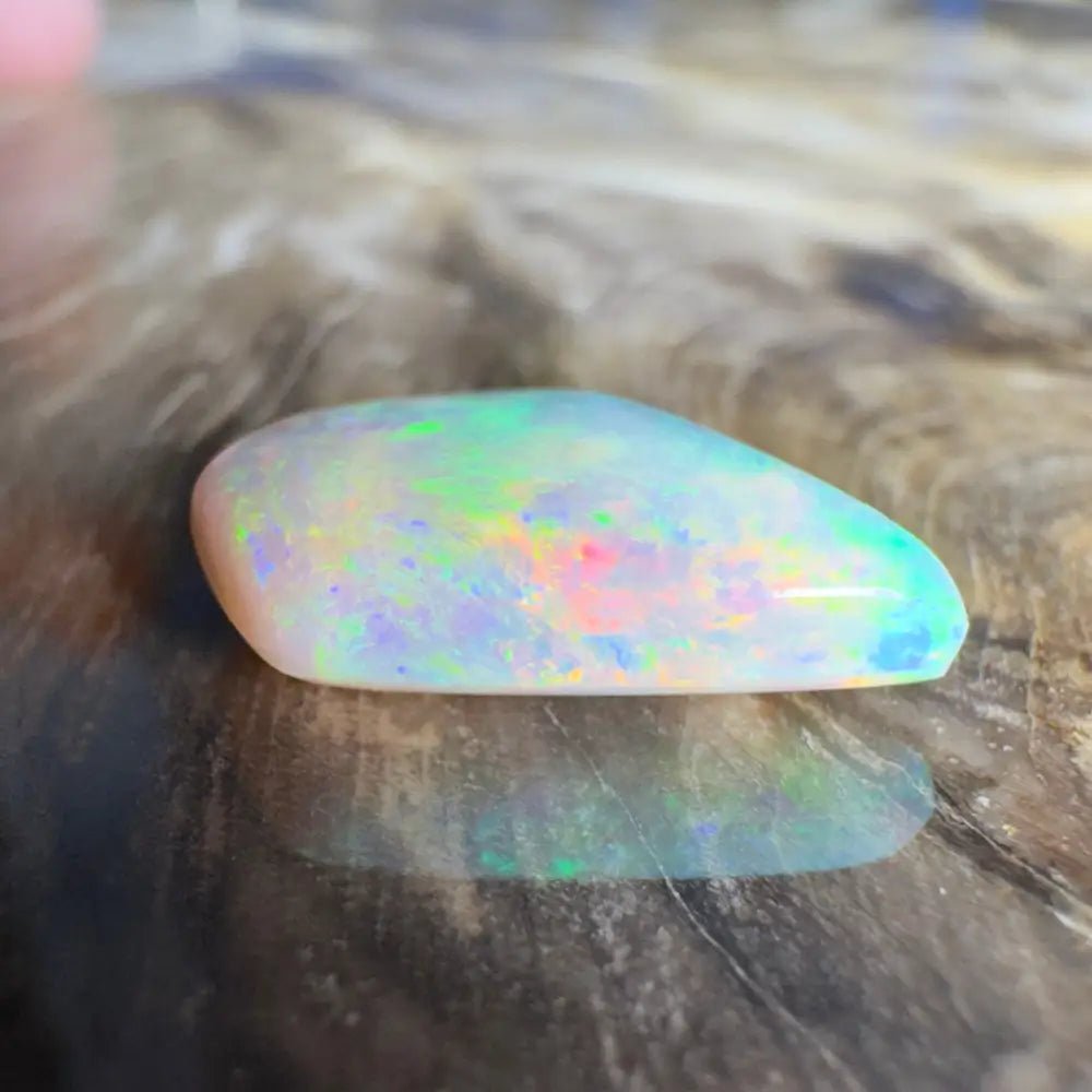 4.1ct Hand - Cut Solid Lightning Ridge Semi Black Opal