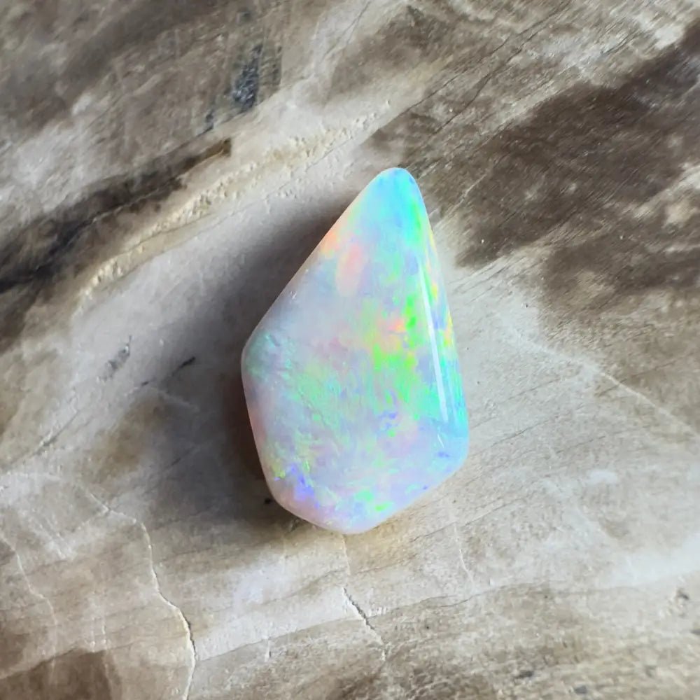4.1ct Hand - Cut Solid Lightning Ridge Semi Black Opal