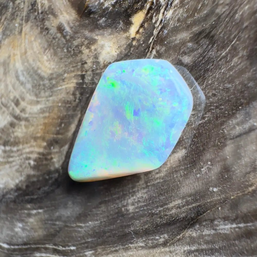 4.1ct Hand - Cut Solid Lightning Ridge Semi Black Opal