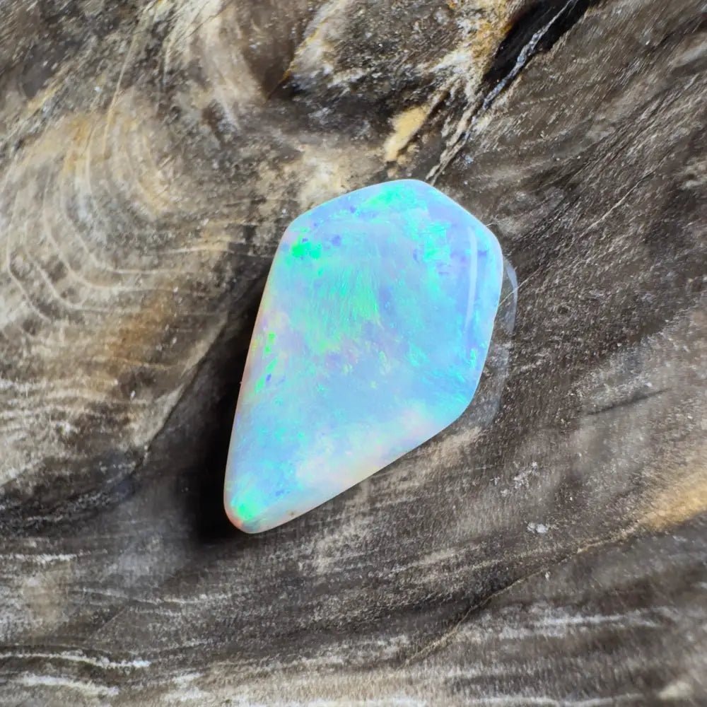 4.1ct Hand - Cut Solid Lightning Ridge Semi Black Opal