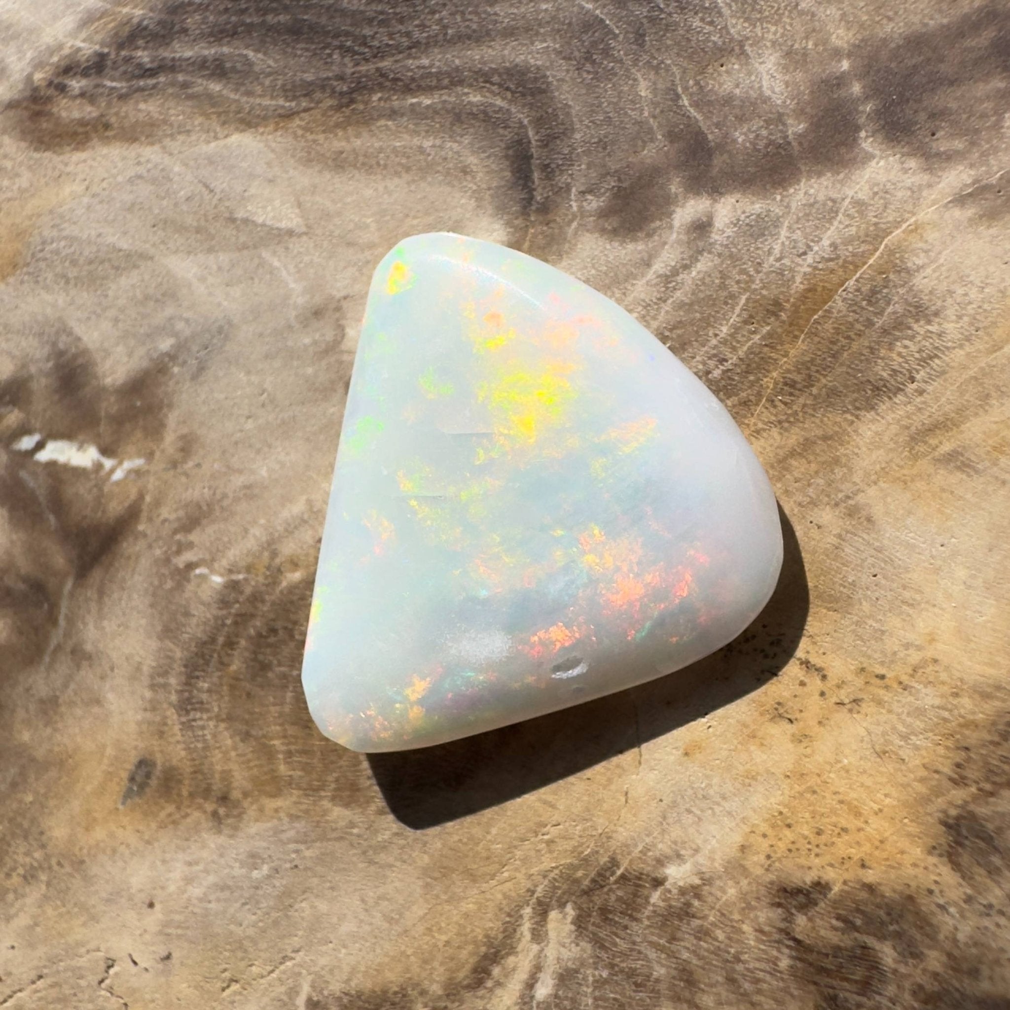 4.2ct Hand - cut Solid Australian Coober Pedy Opal