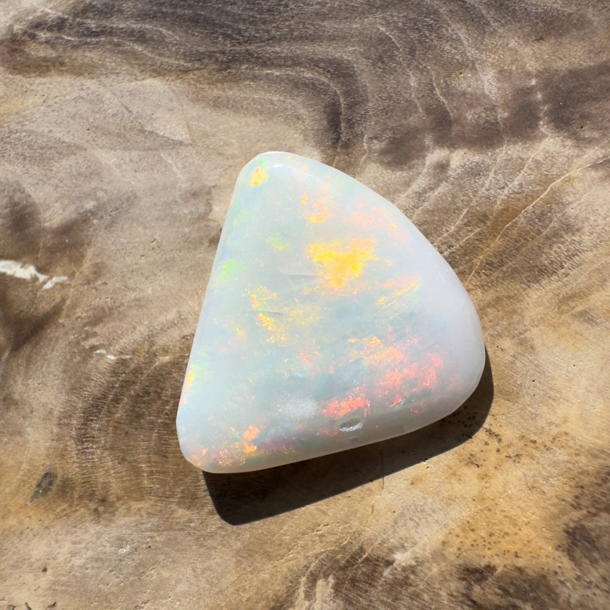 4.2ct Hand - cut Solid Australian Coober Pedy Opal