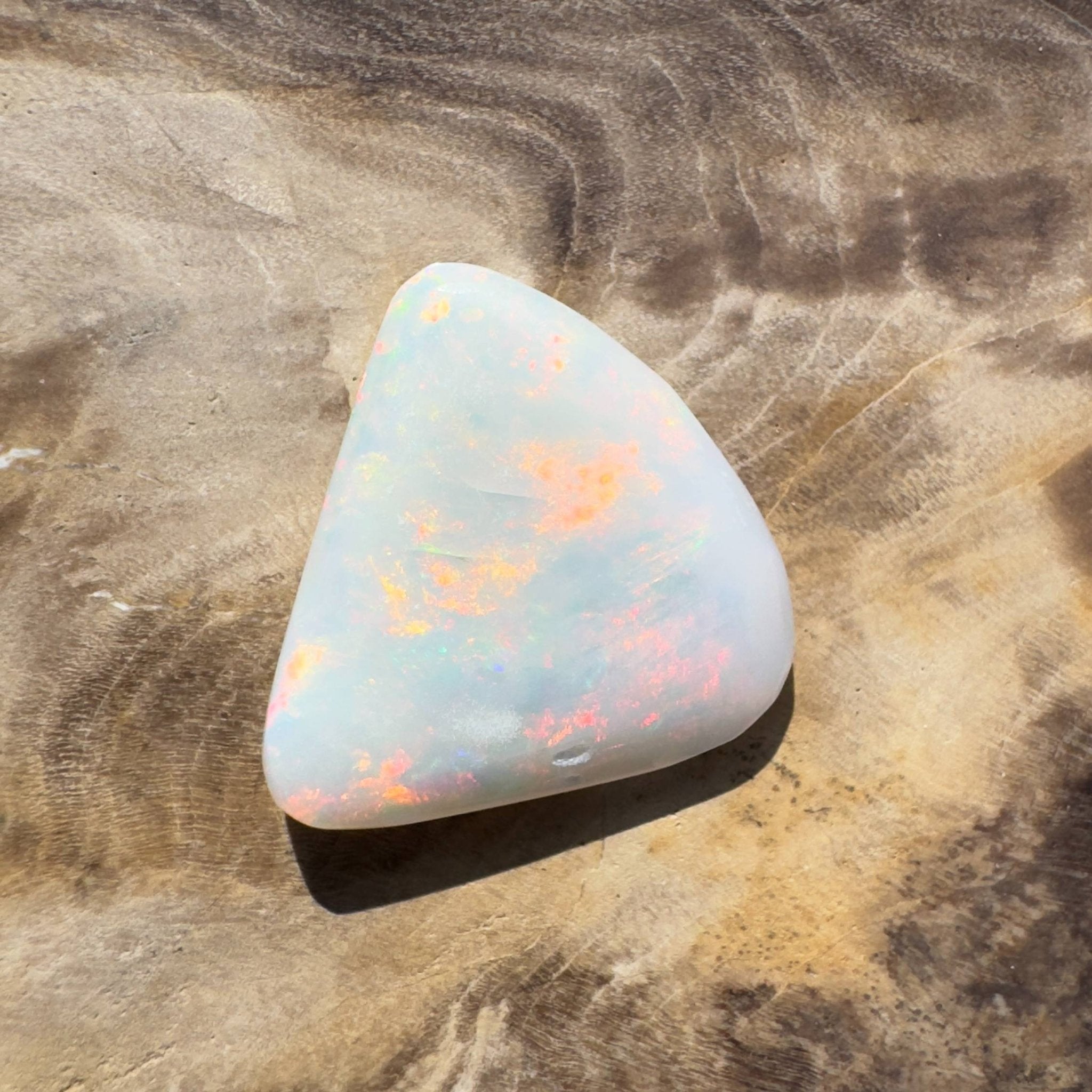 4.2ct Hand - cut Solid Australian Coober Pedy Opal