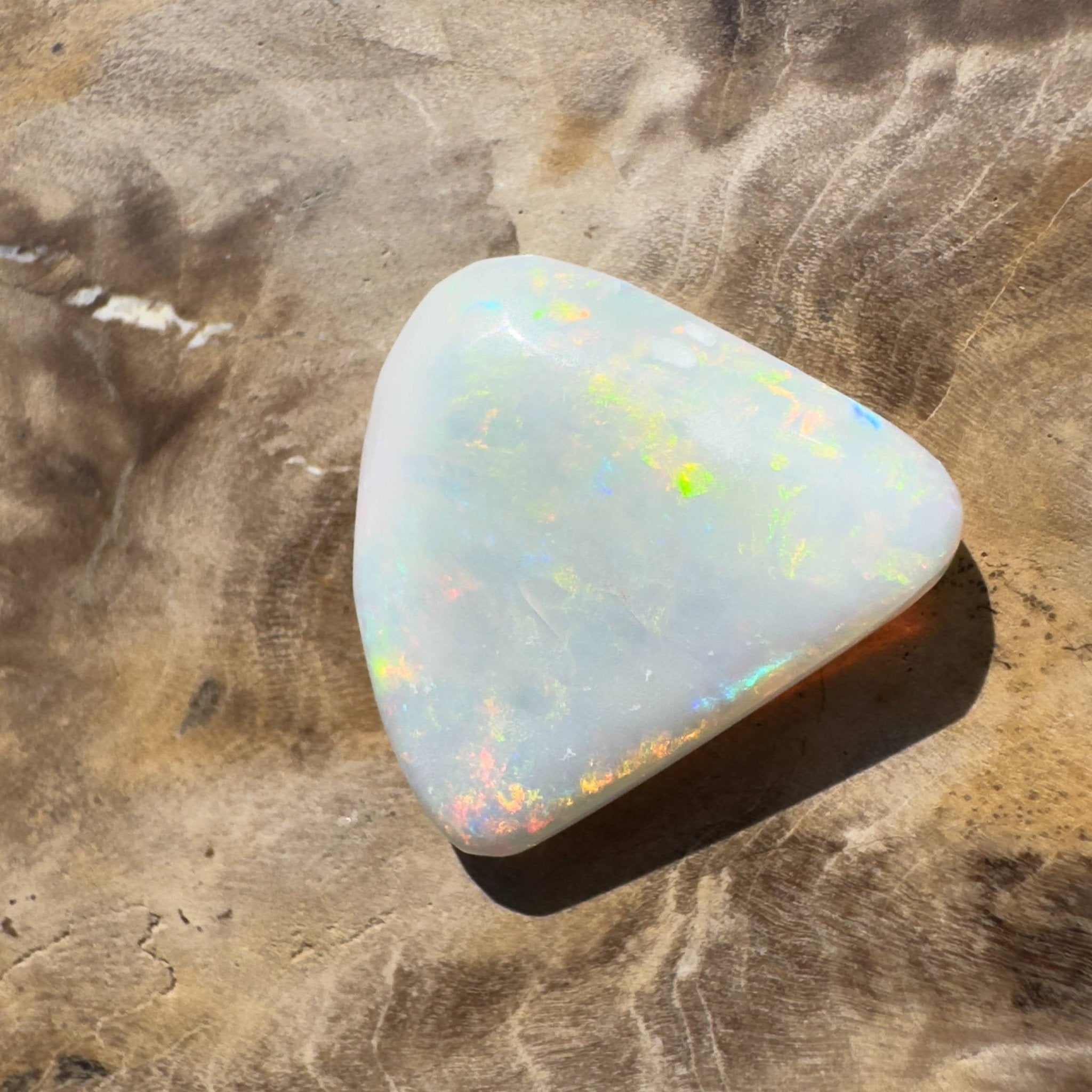 4.2ct Hand - cut Solid Australian Coober Pedy Opal