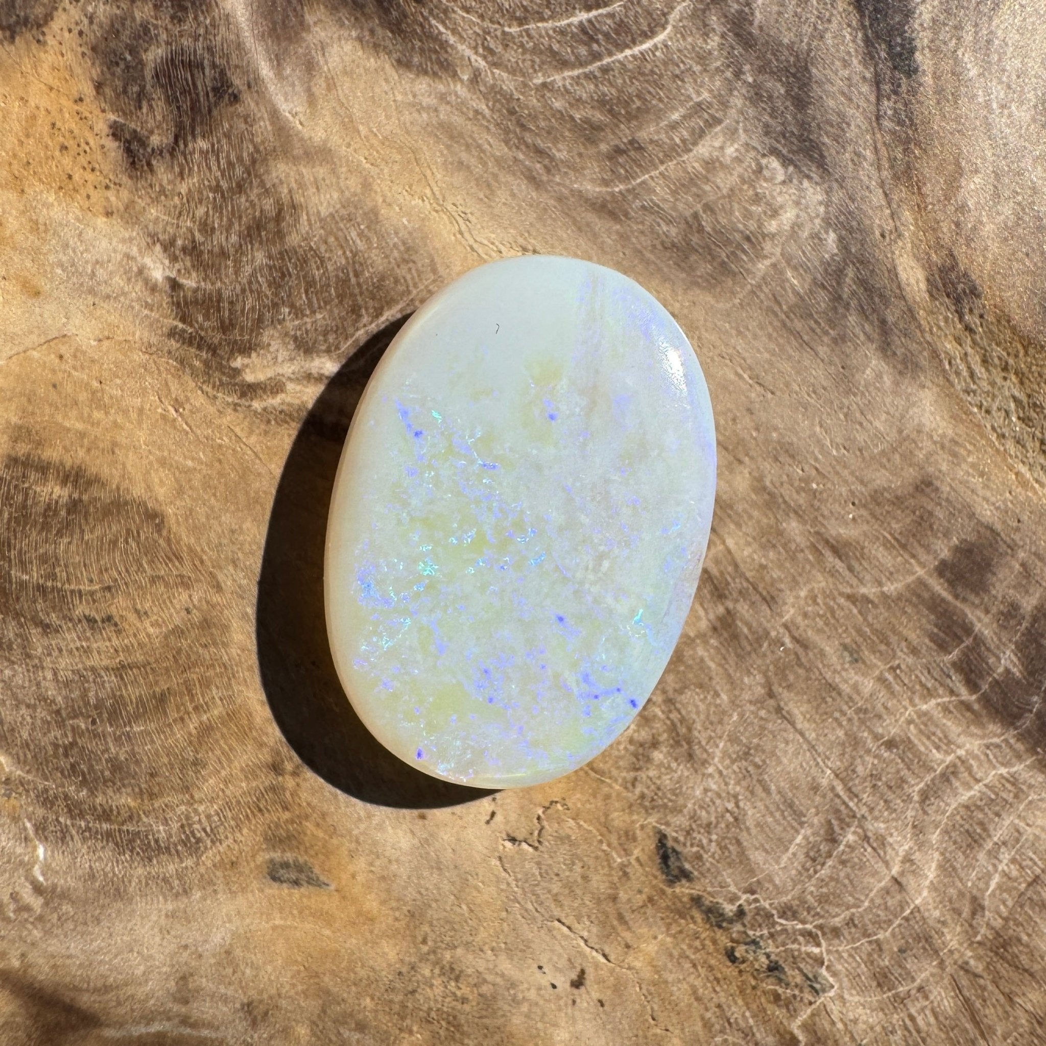 4.5ct Hand - cut Solid Coober Pedy Opal