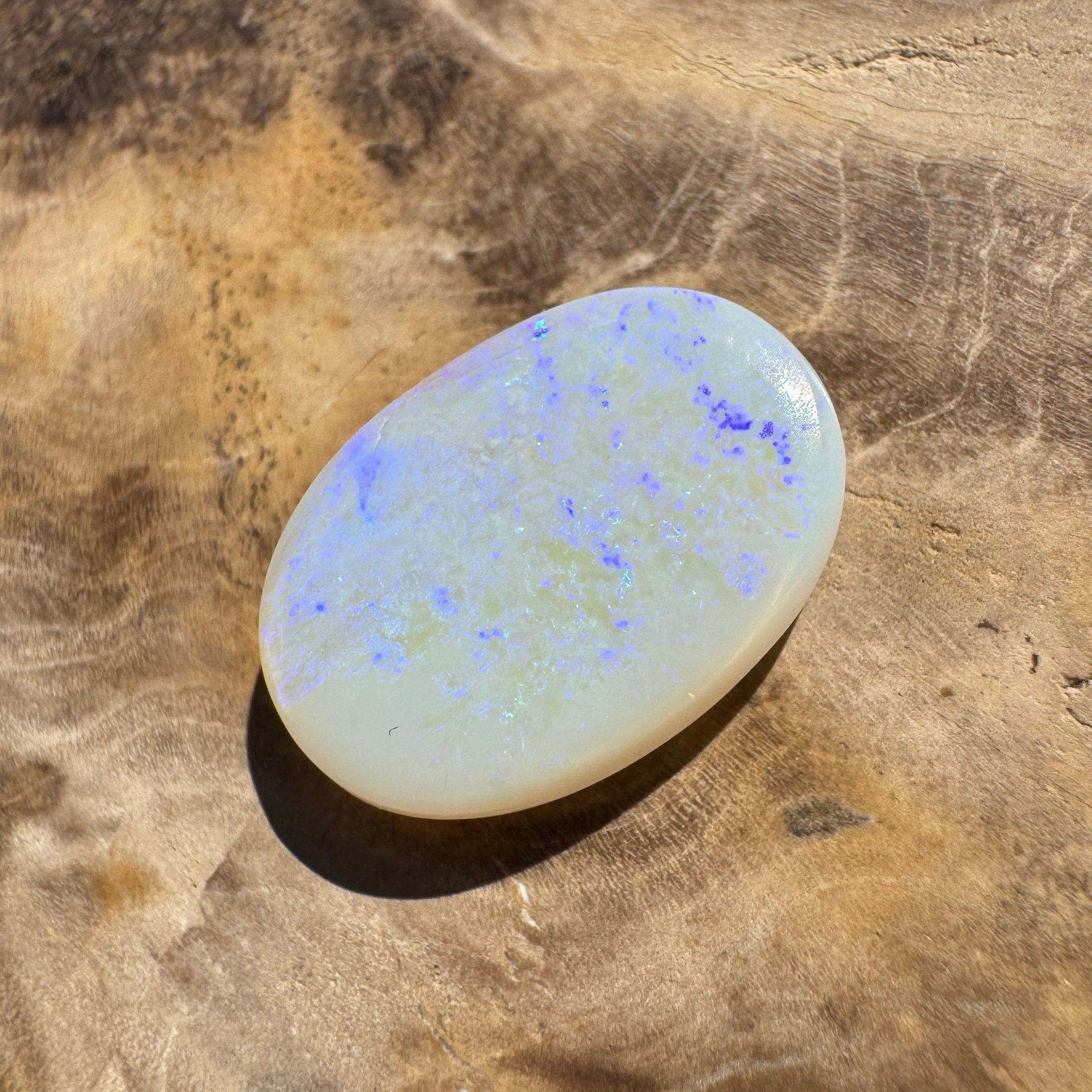 4.5ct Hand - cut Solid Coober Pedy Opal