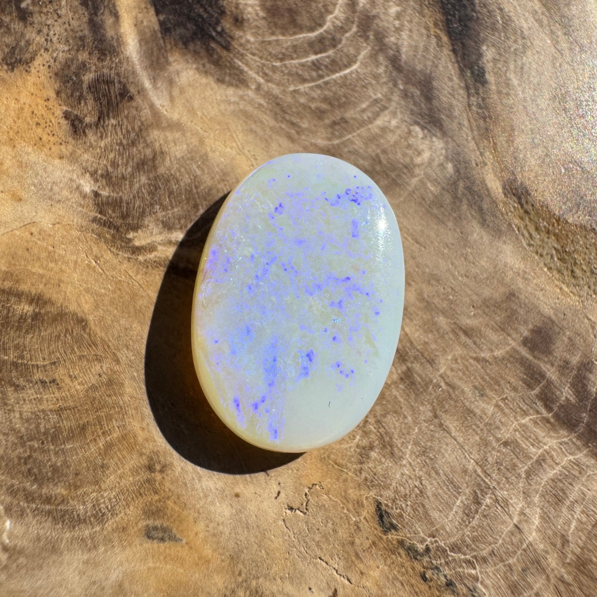 4.5ct Hand - cut Solid Coober Pedy Opal