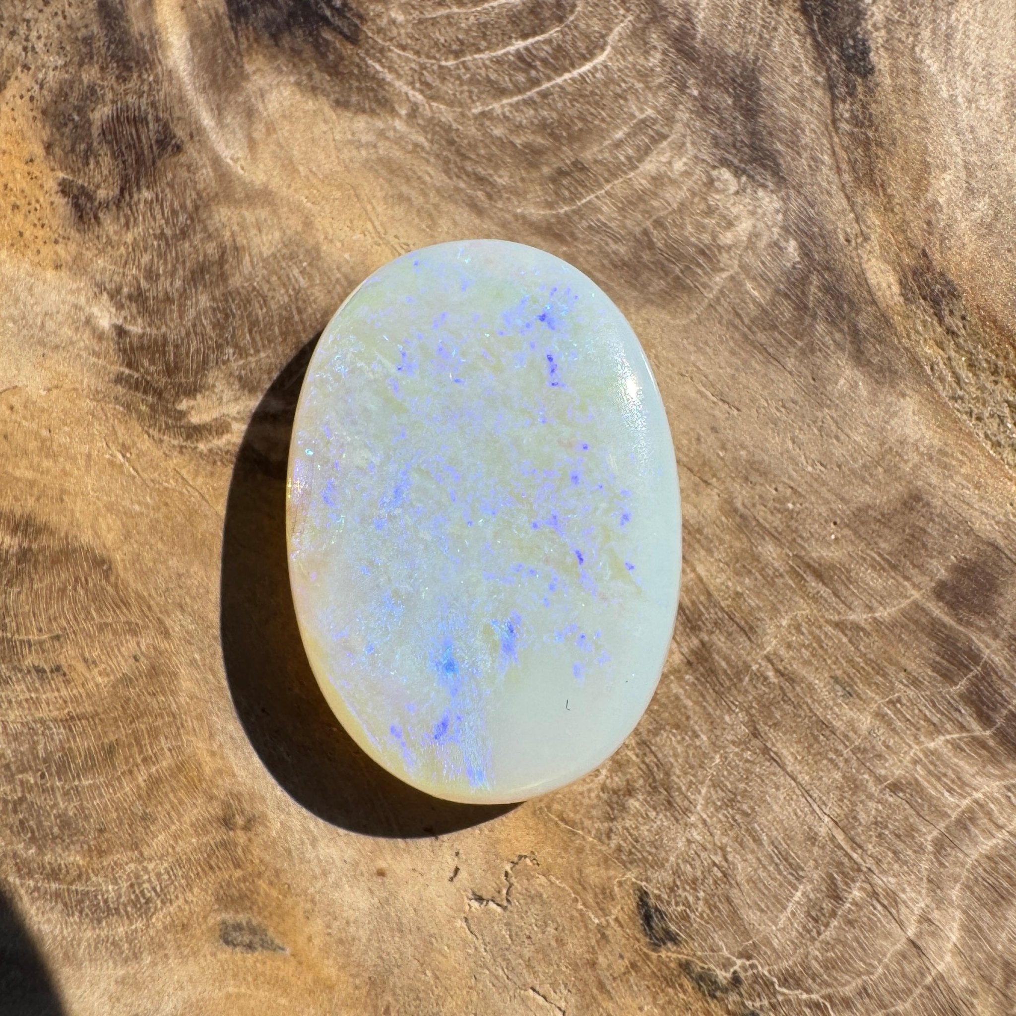4.5ct Hand - cut Solid Coober Pedy Opal