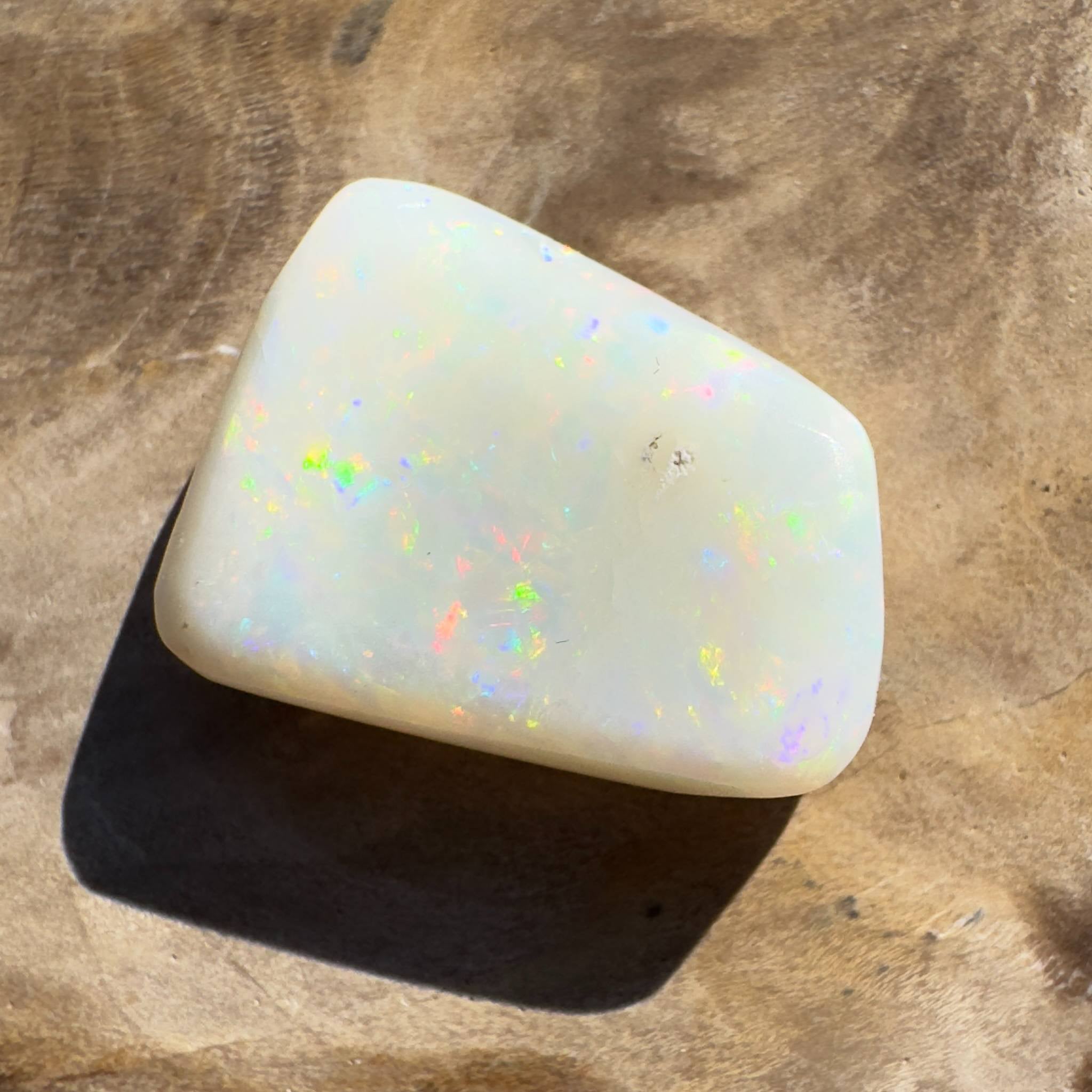 4.7ct Hand - cut Solid Coober Pedy Opal