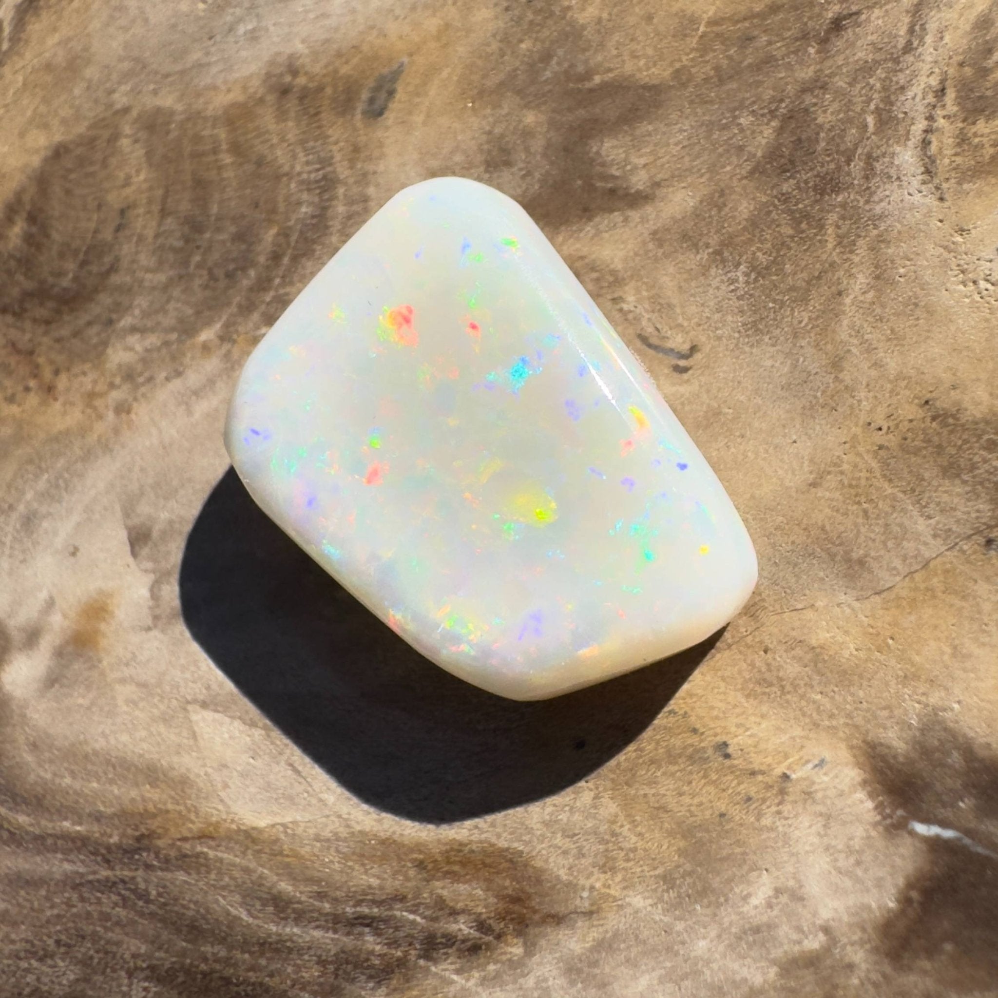 4.7ct Hand - cut Solid Coober Pedy Opal