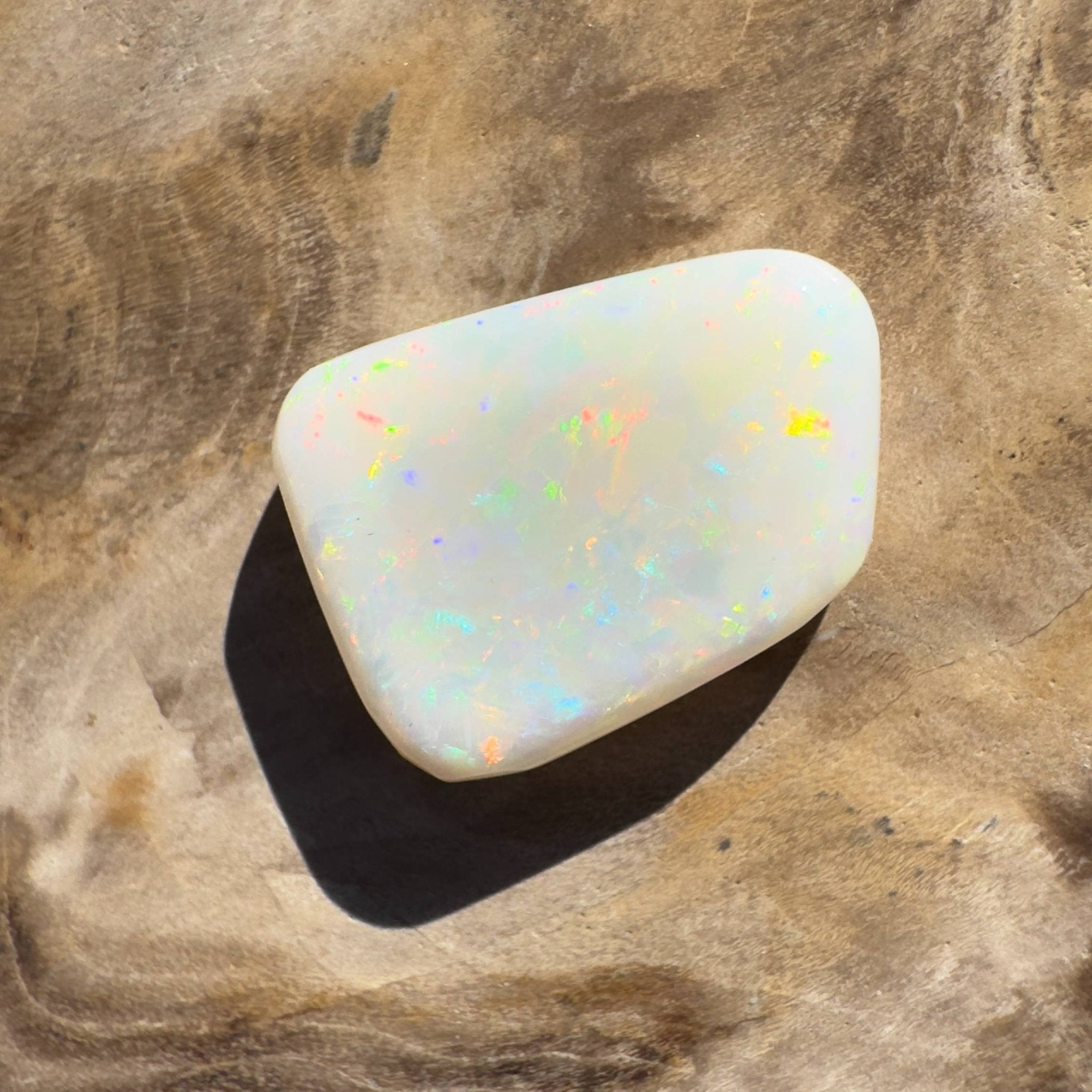 4.7ct Hand - cut Solid Coober Pedy Opal
