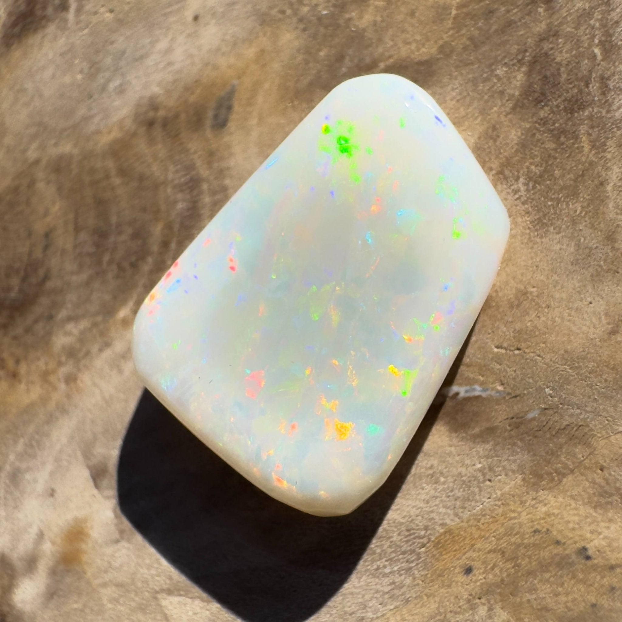 4.7ct Hand - cut Solid Coober Pedy Opal