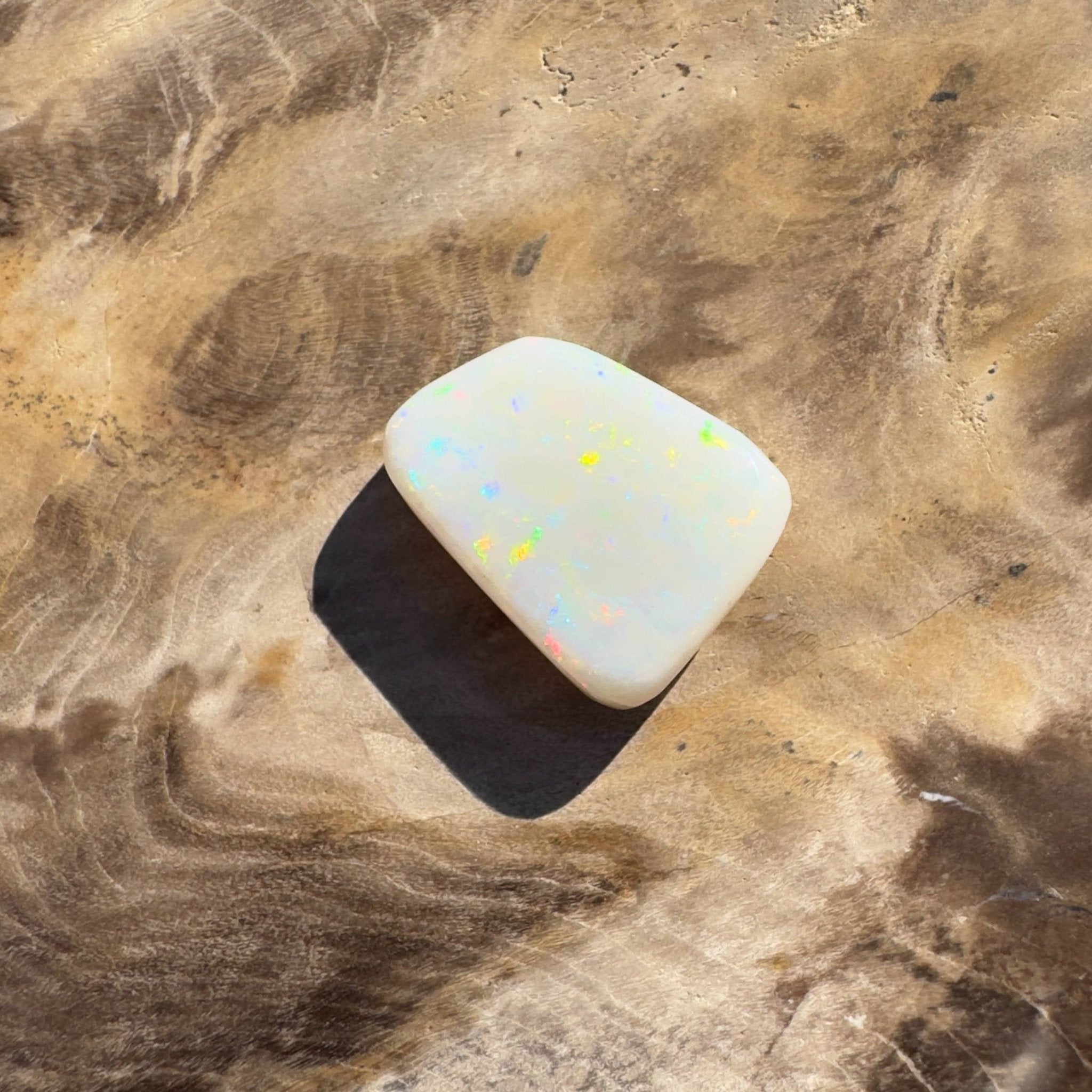 4.7ct Hand - cut Solid Coober Pedy Opal