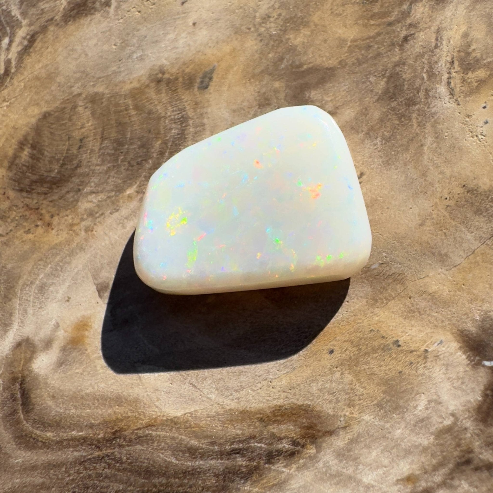 4.7ct Hand - cut Solid Coober Pedy Opal