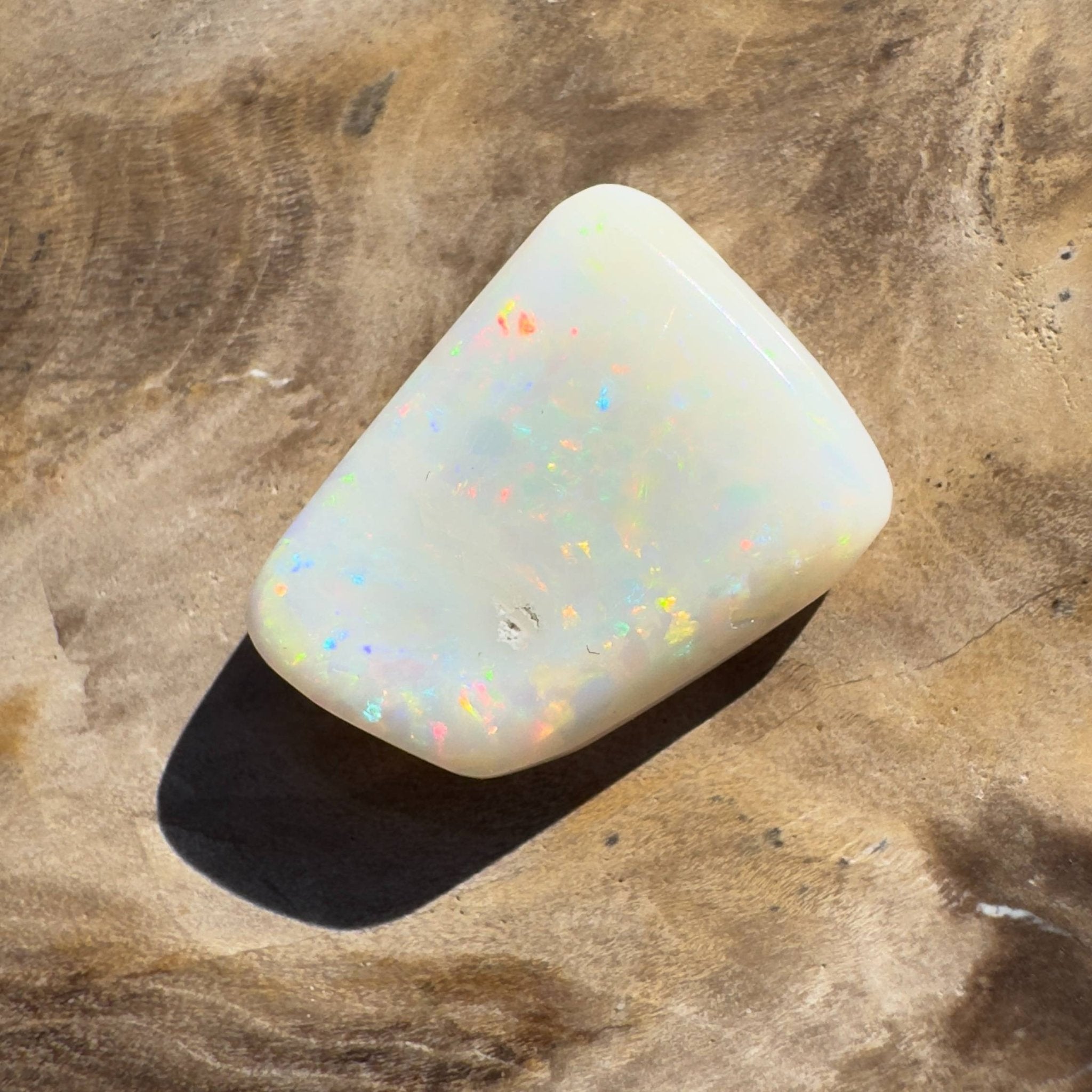 4.7ct Hand - cut Solid Coober Pedy Opal