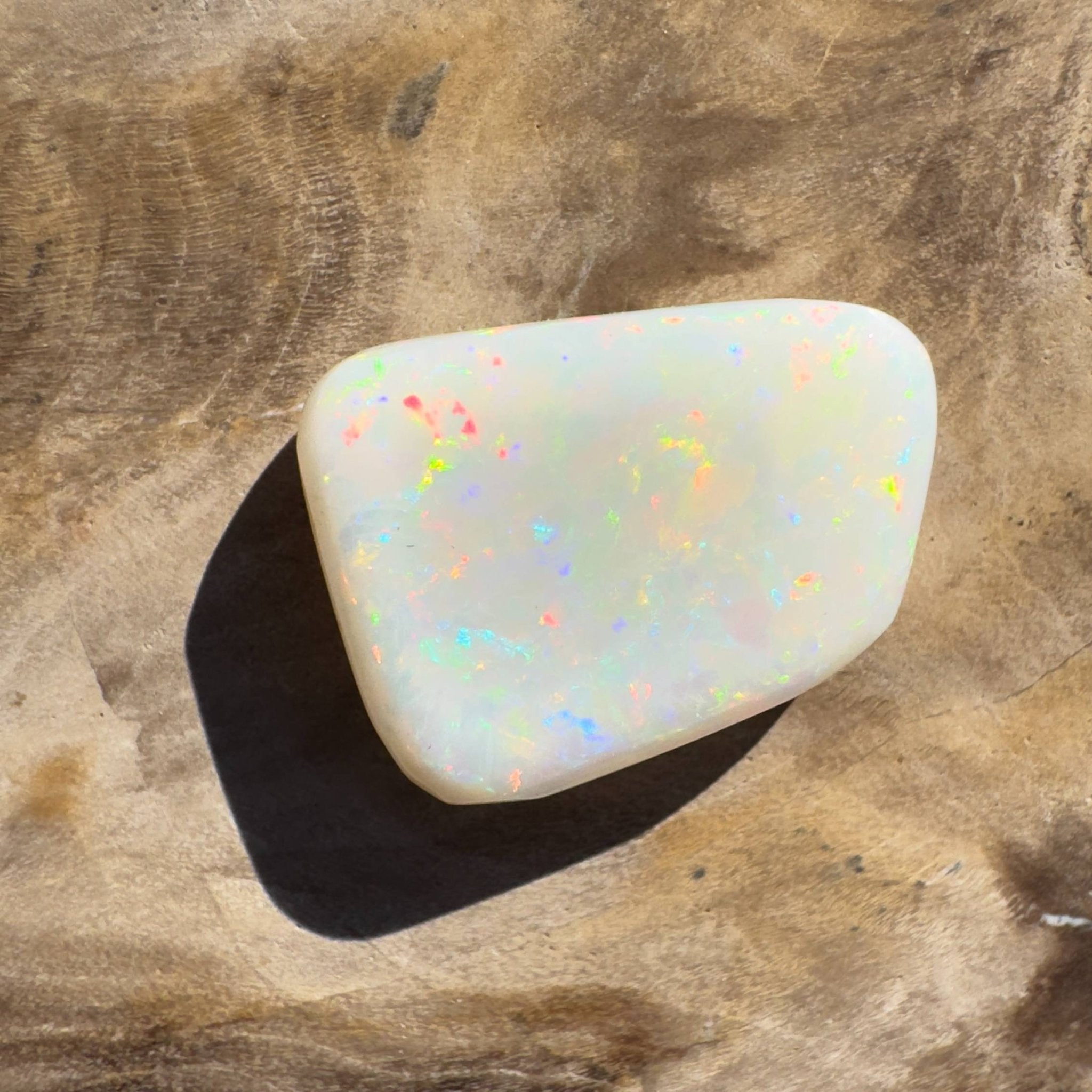 4.7ct Hand - cut Solid Coober Pedy Opal