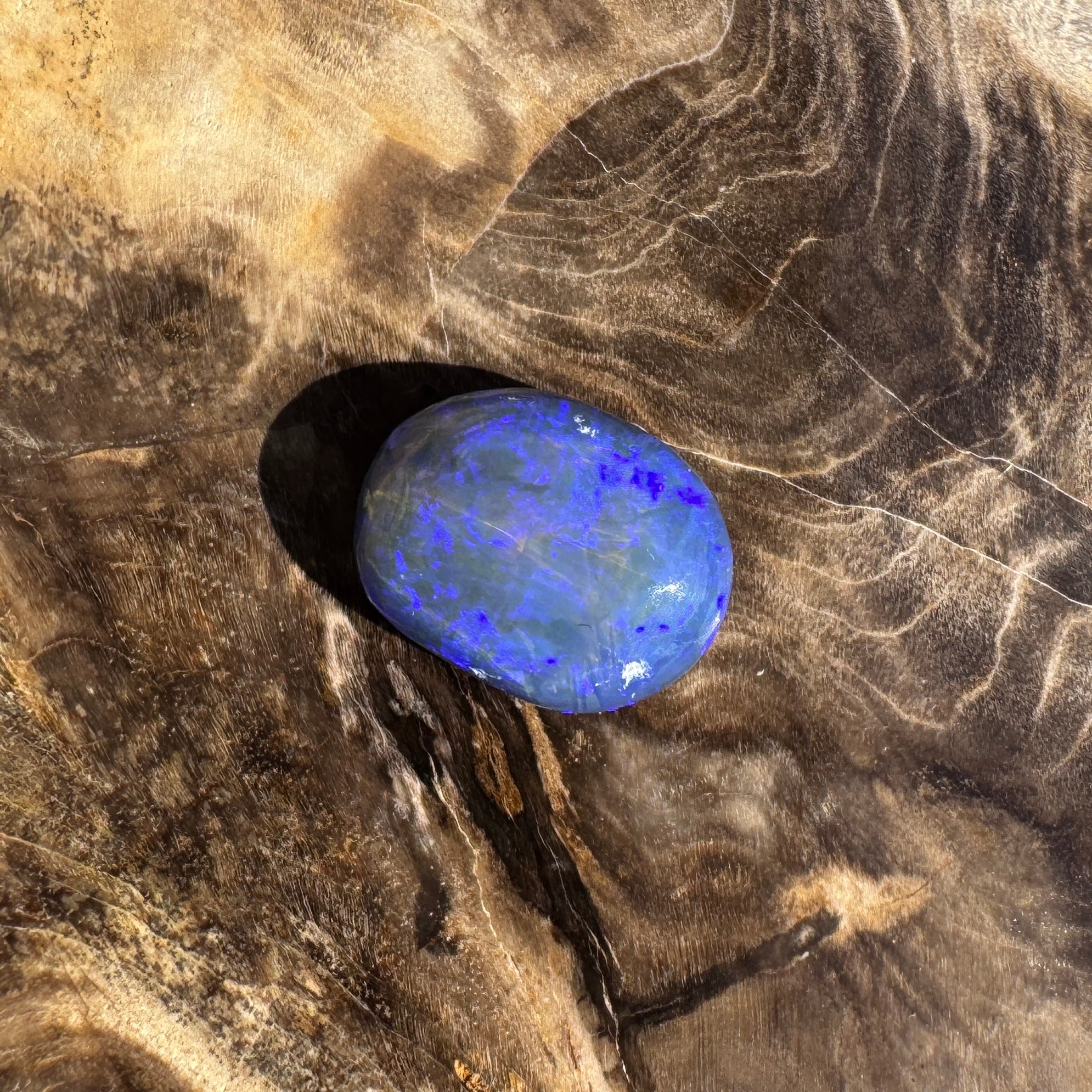 4.7ct Hand - cut Solid Lightning Ridge Semi Black Opal