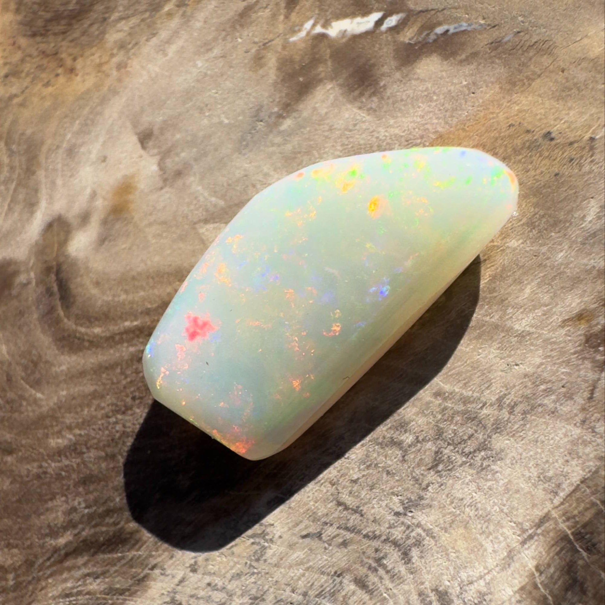 4.8ct Hand - cut Solid Coober Pedy Opal