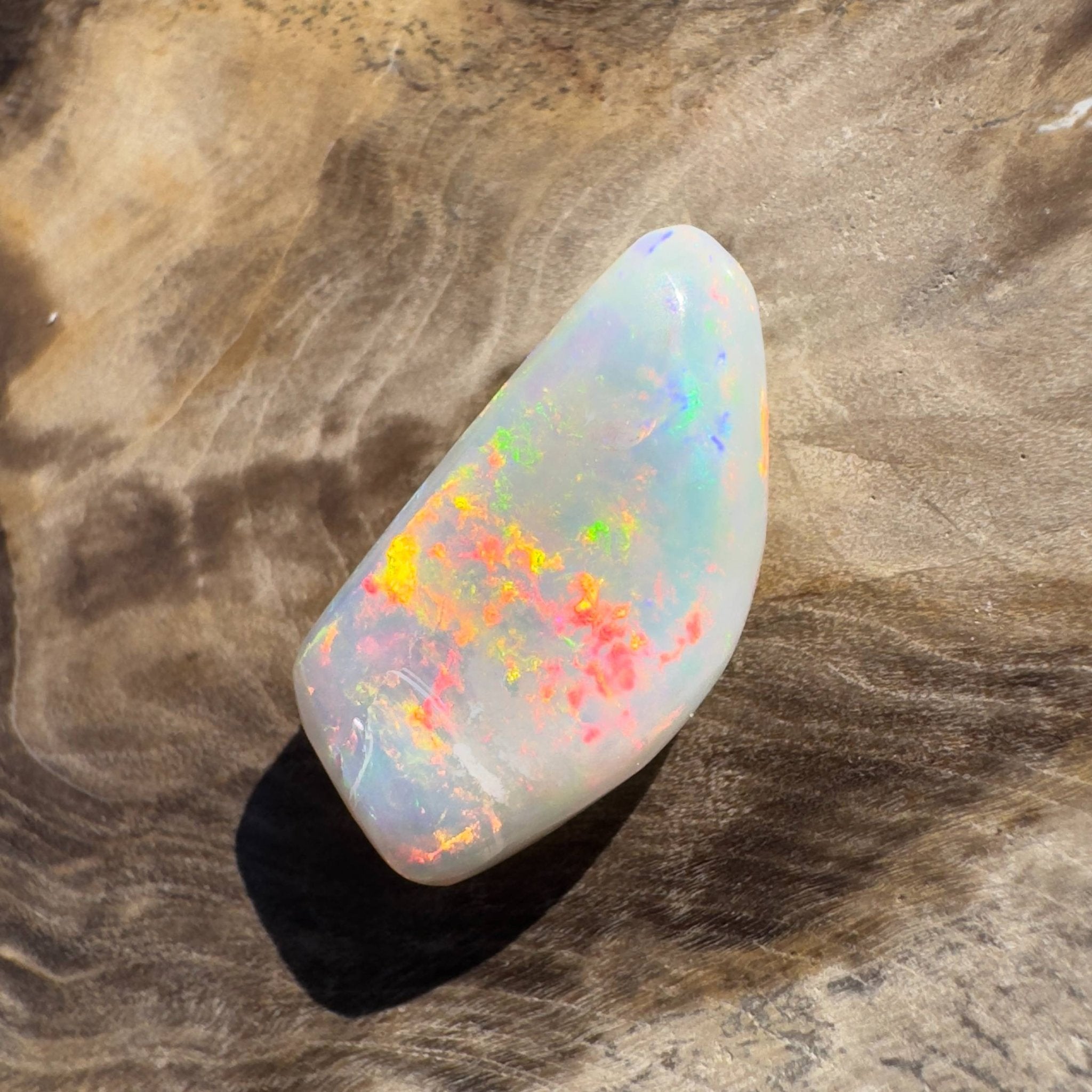 4.8ct Hand - cut Solid Coober Pedy Opal