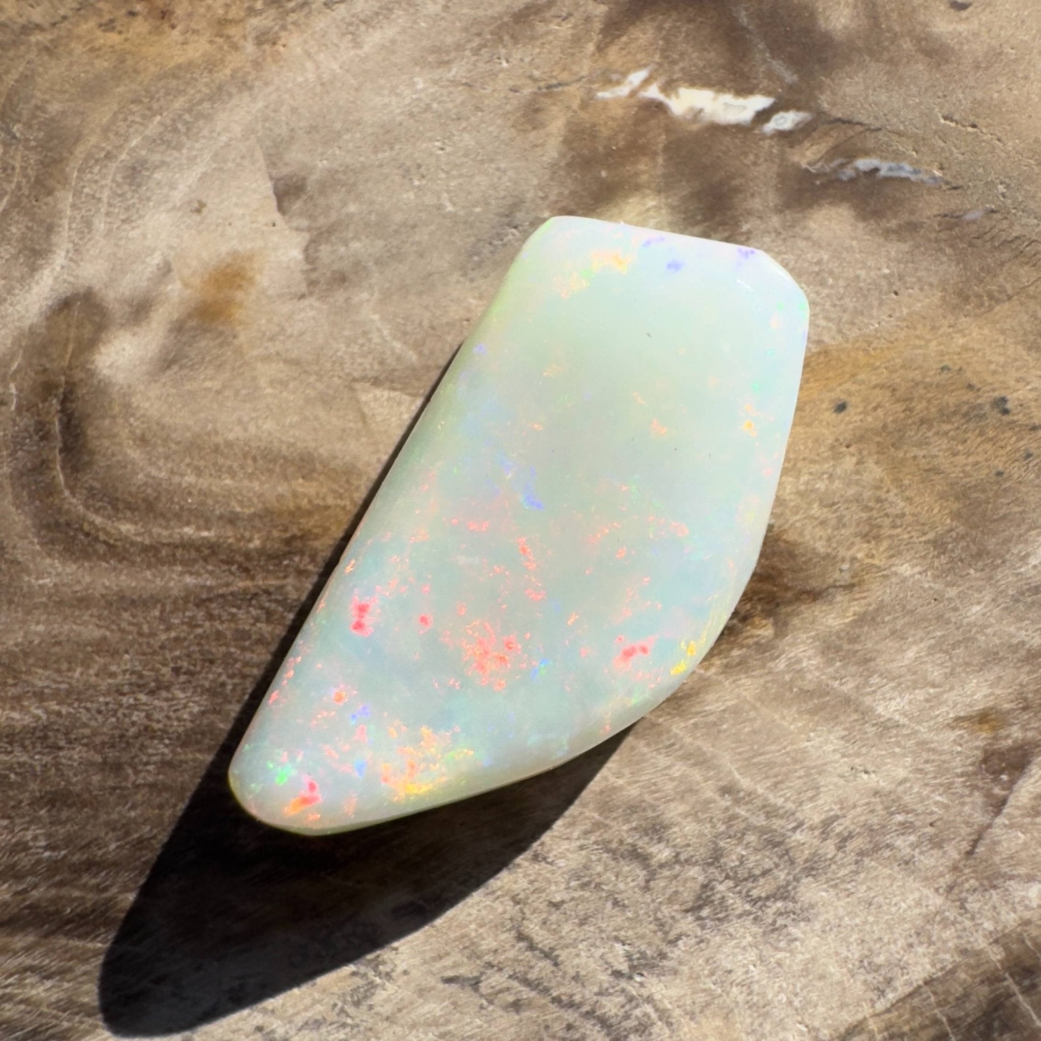 4.8ct Hand - cut Solid Coober Pedy Opal