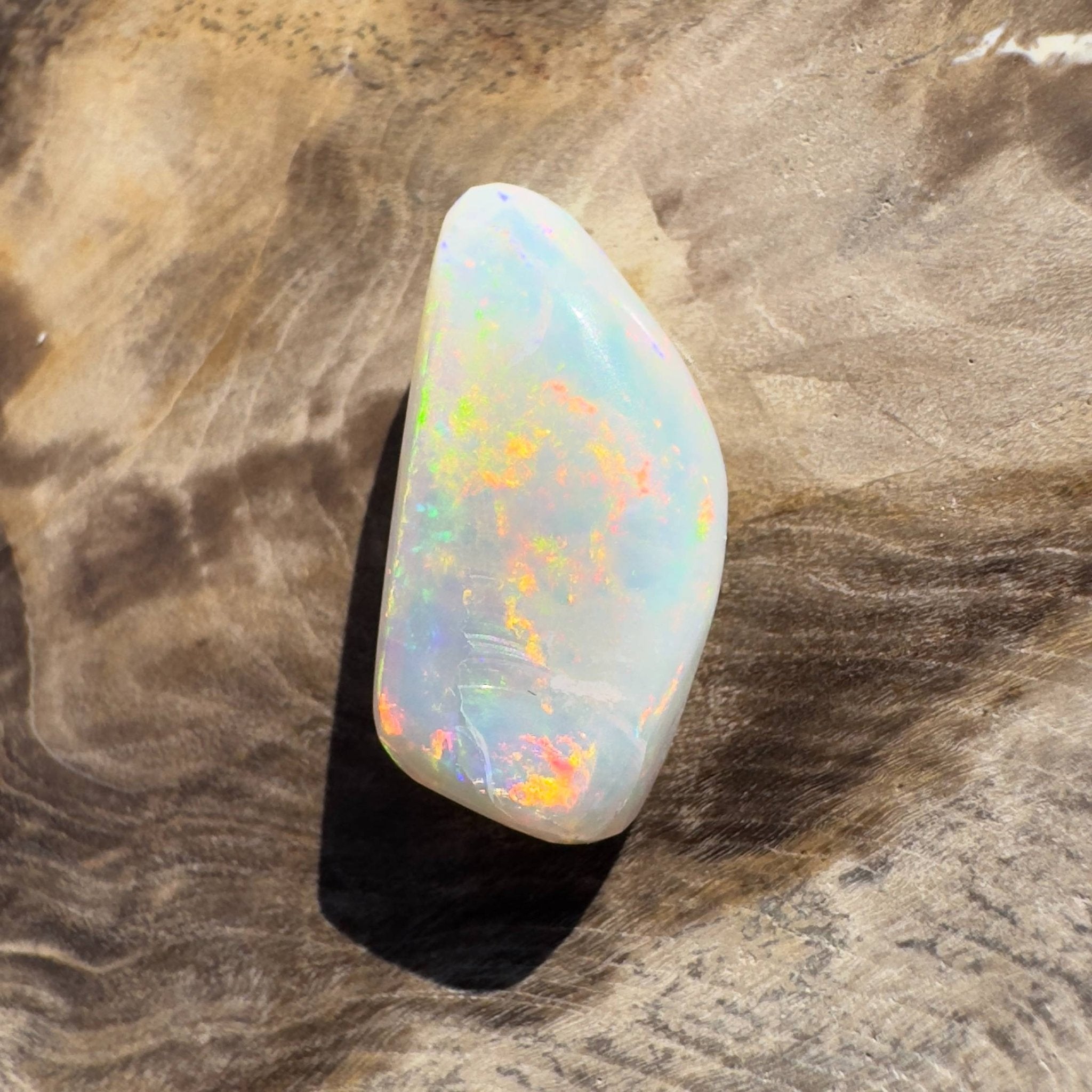 4.8ct Hand - cut Solid Coober Pedy Opal