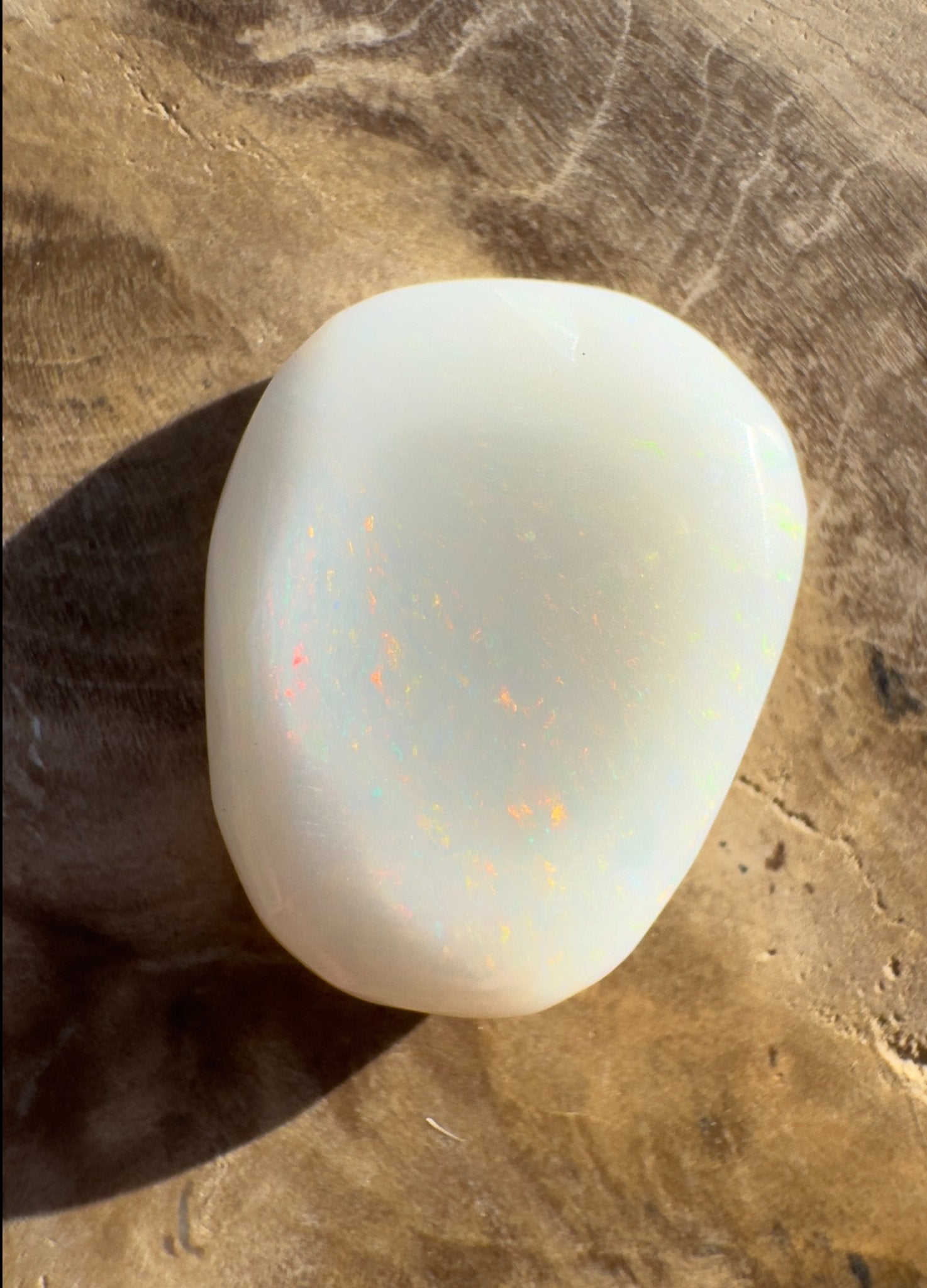 4.8ct Hand - Cut Solid Coober Pedy Opal