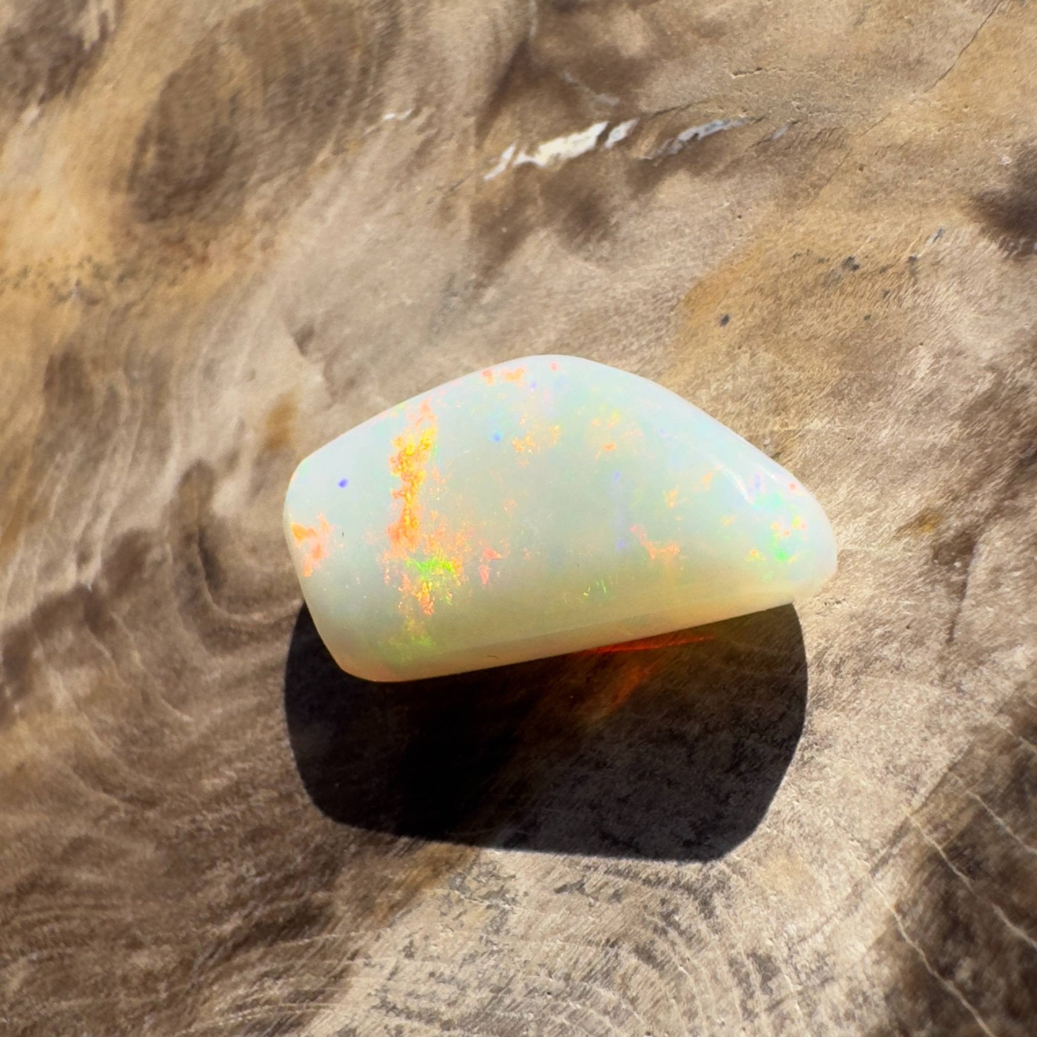 4.8ct Hand - cut Solid Coober Pedy Opal