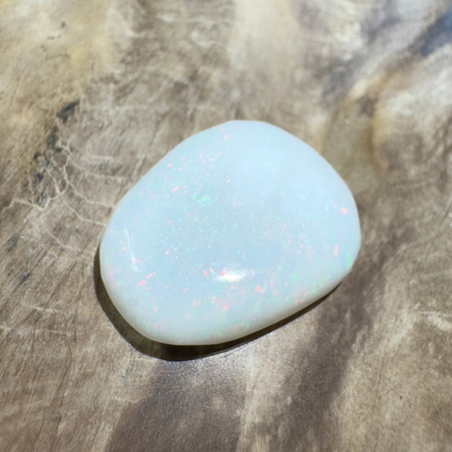4.8ct Hand - Cut Solid Coober Pedy Opal