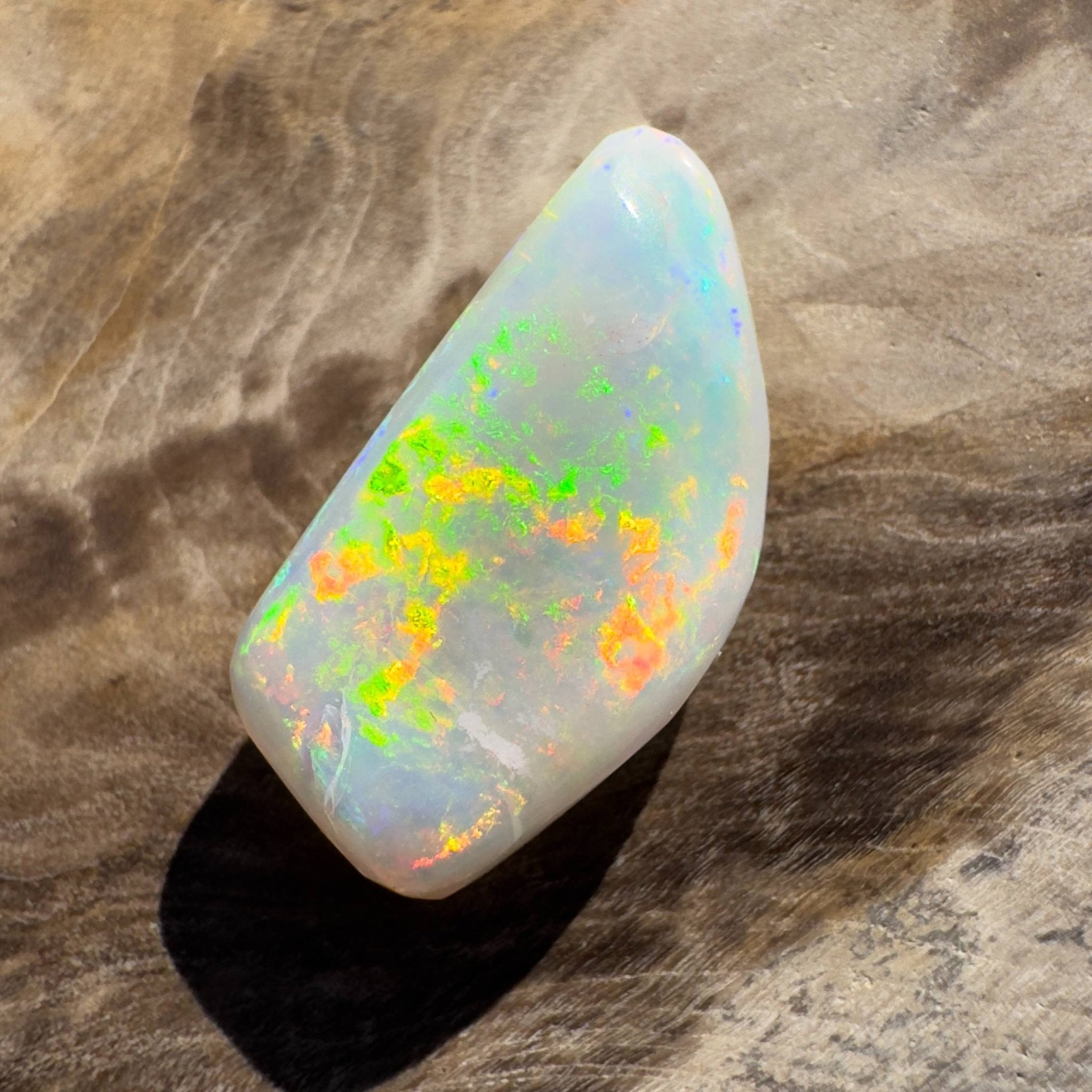 4.8ct Hand - cut Solid Coober Pedy Opal