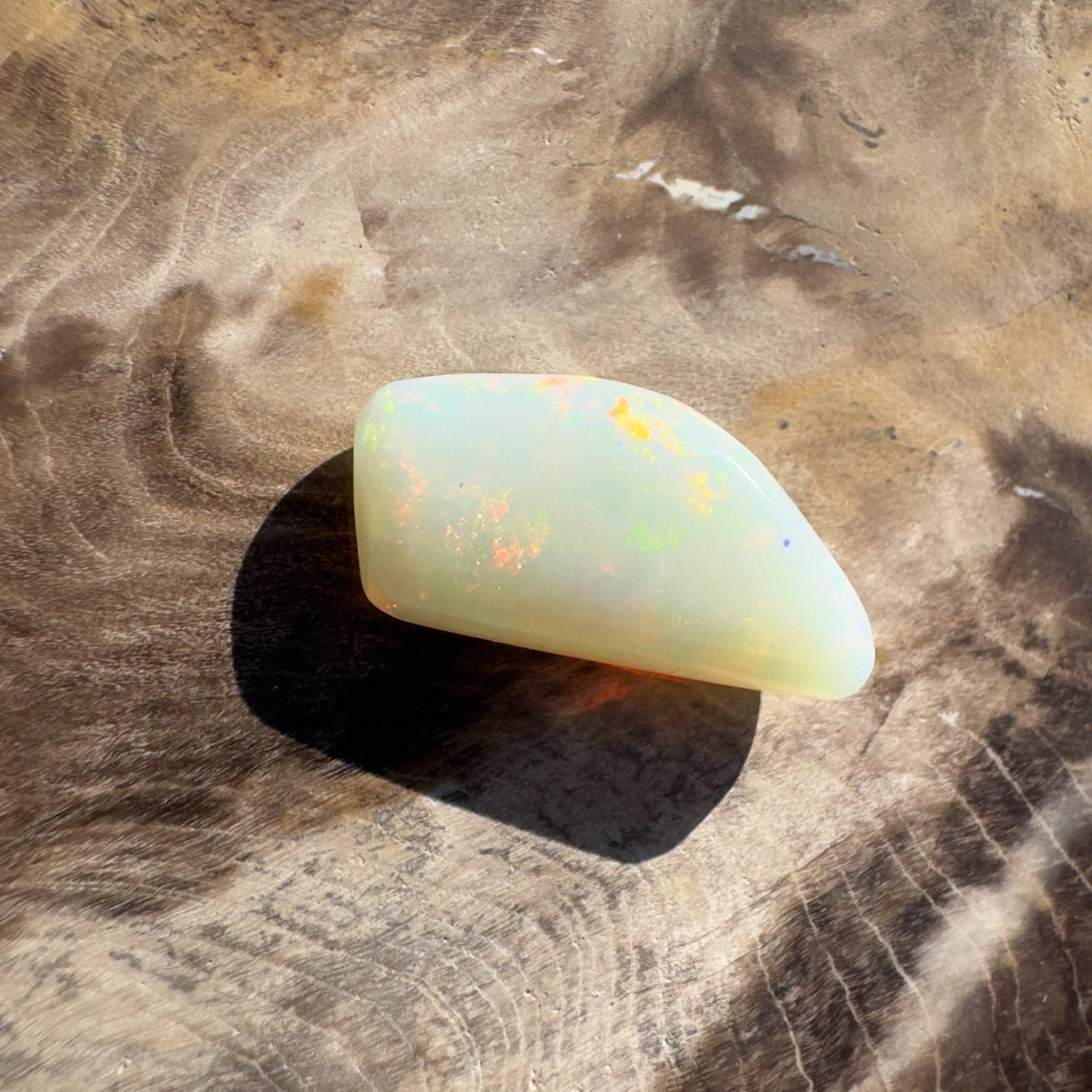 4.8ct Hand - cut Solid Coober Pedy Opal