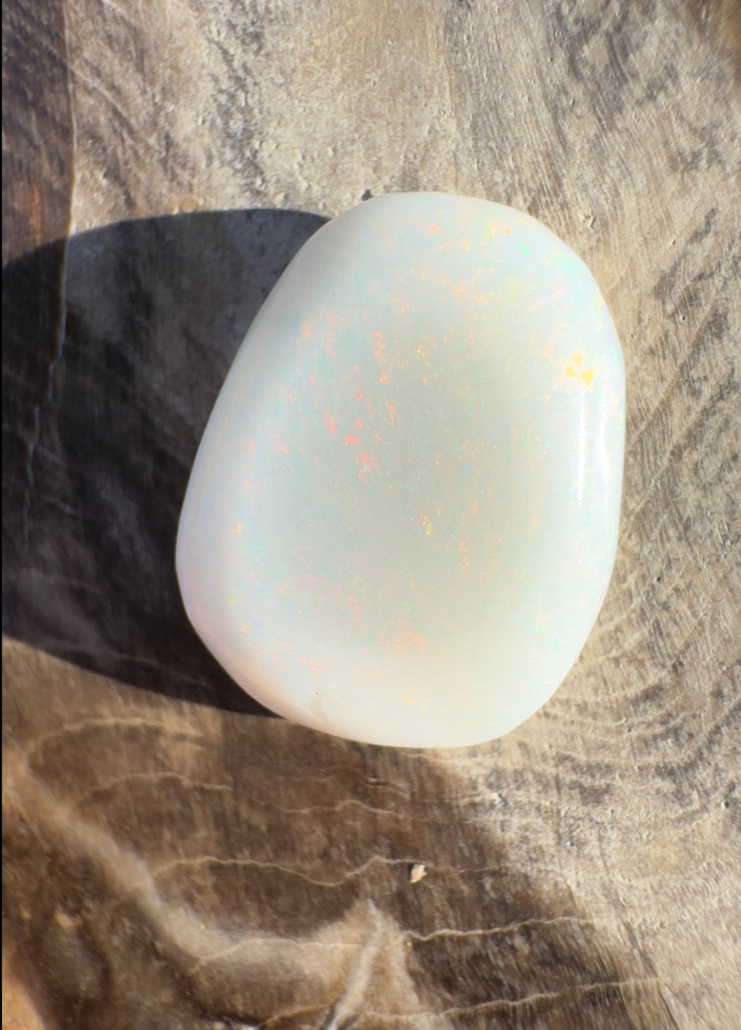 4.8ct Hand - Cut Solid Coober Pedy Opal