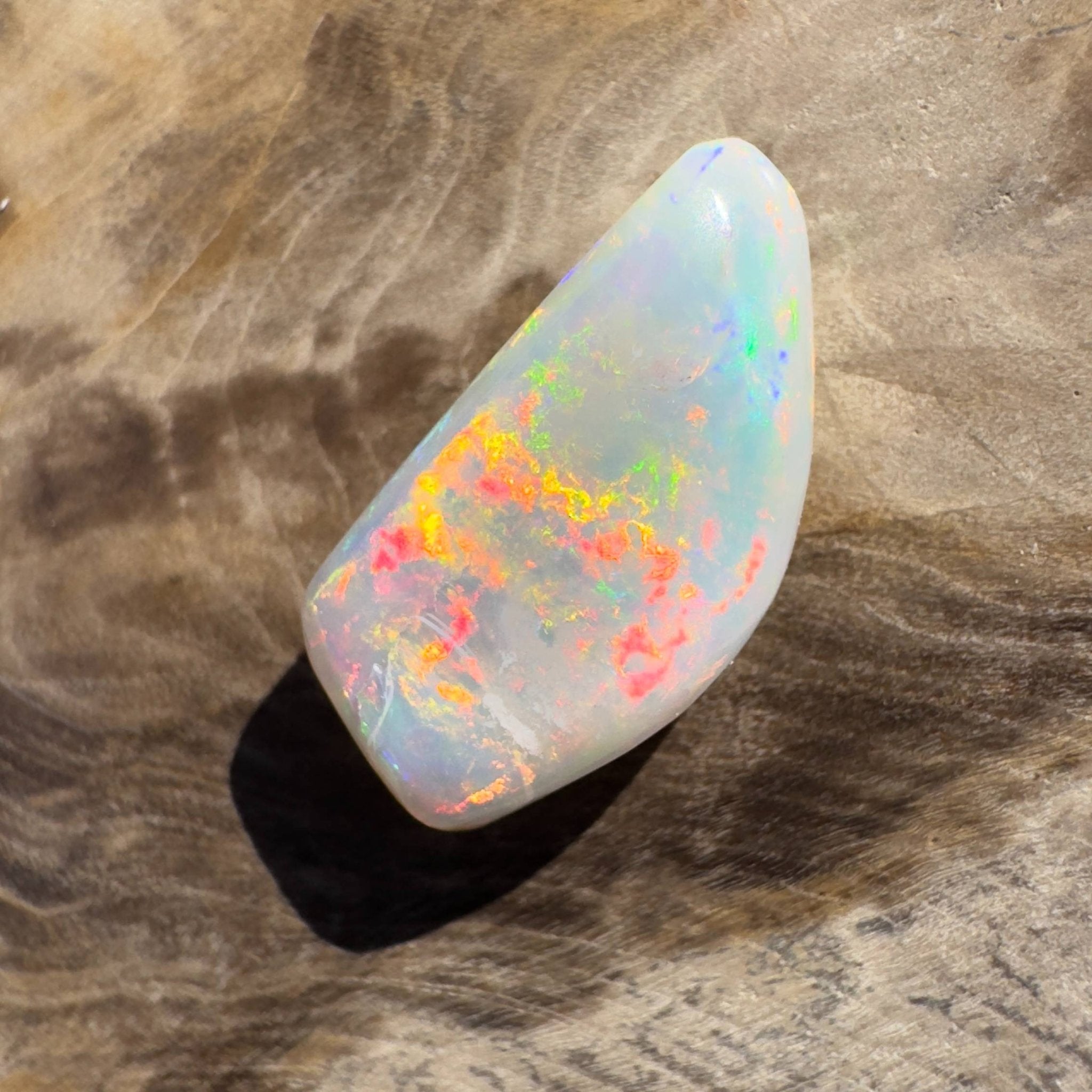 4.8ct Hand - cut Solid Coober Pedy Opal