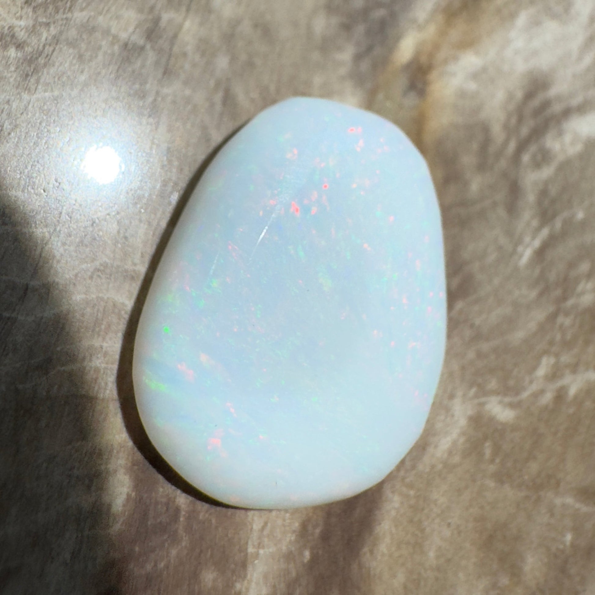 4.8ct Hand - Cut Solid Coober Pedy Opal