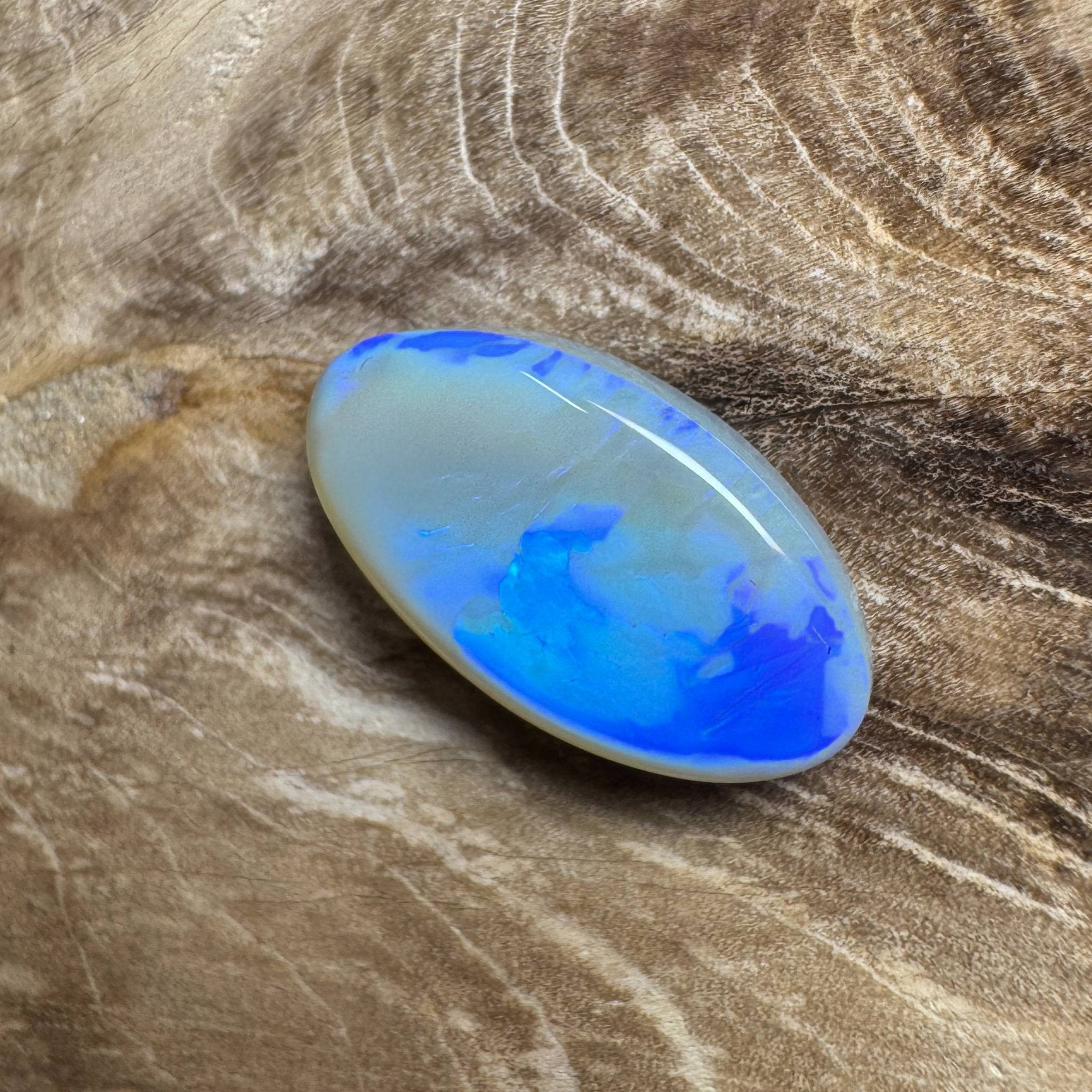 4ct Hand - Cut Solid Coober Pedy Lightning Ridge Opal