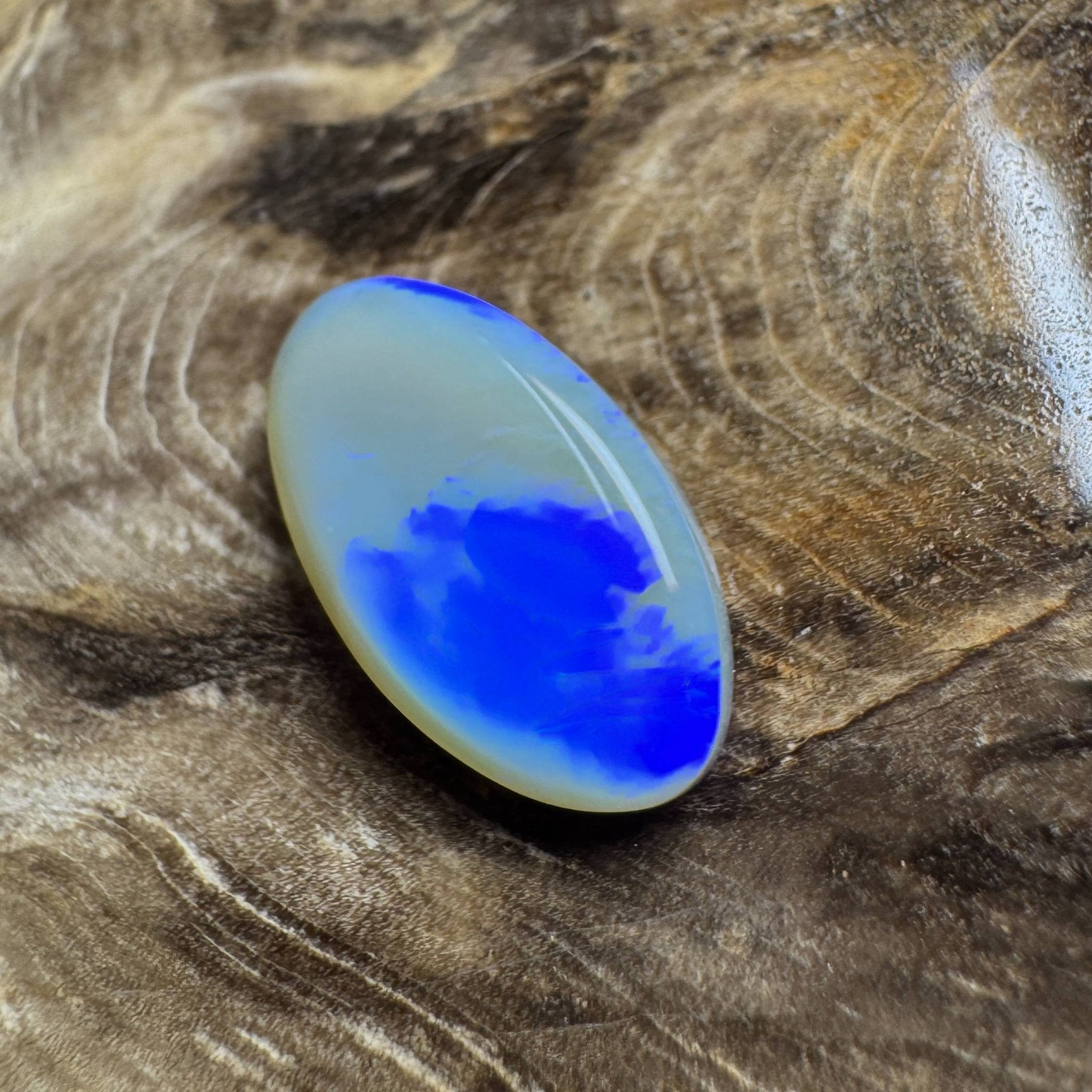 4ct Hand - Cut Solid Coober Pedy Lightning Ridge Opal