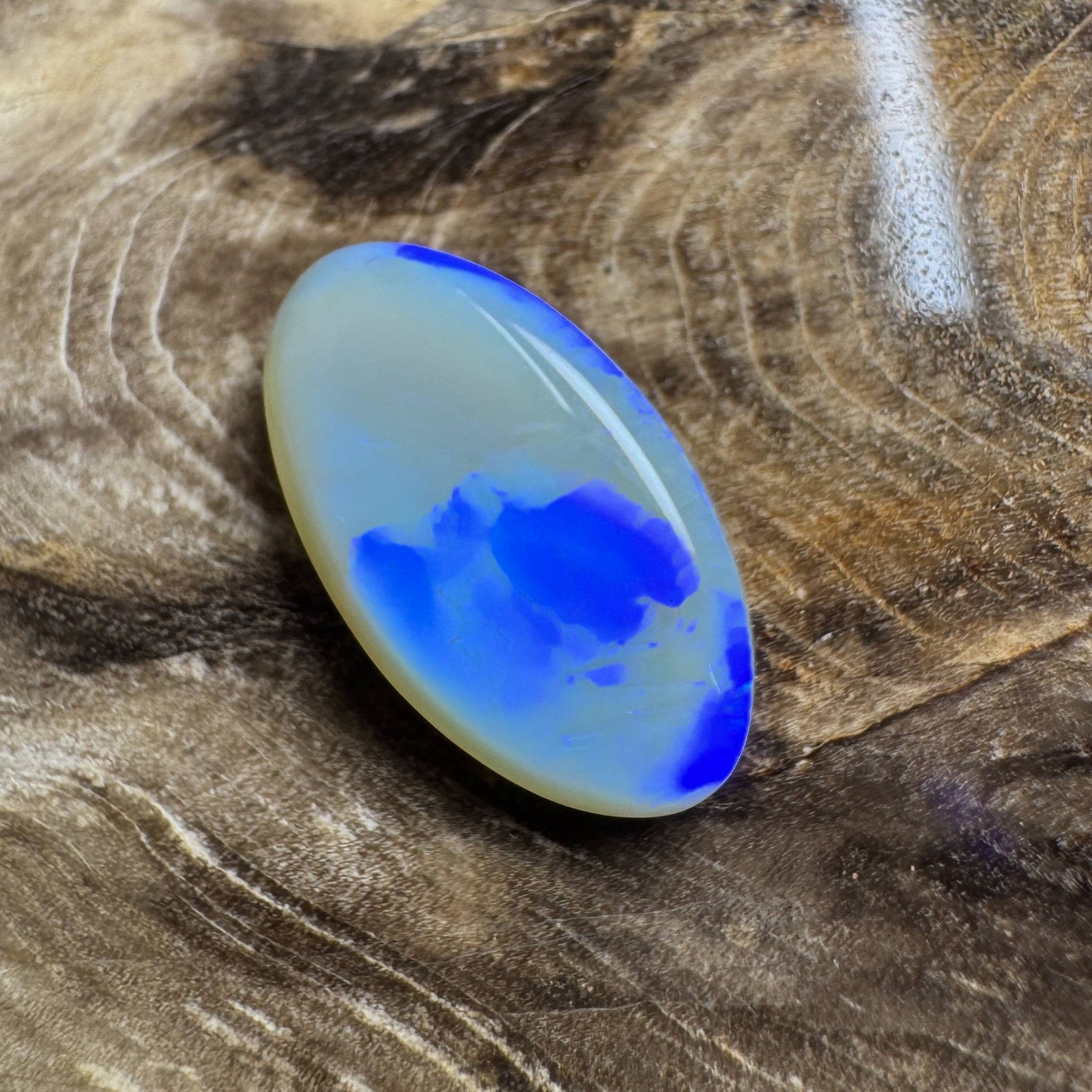 4ct Hand - Cut Solid Coober Pedy Lightning Ridge Opal