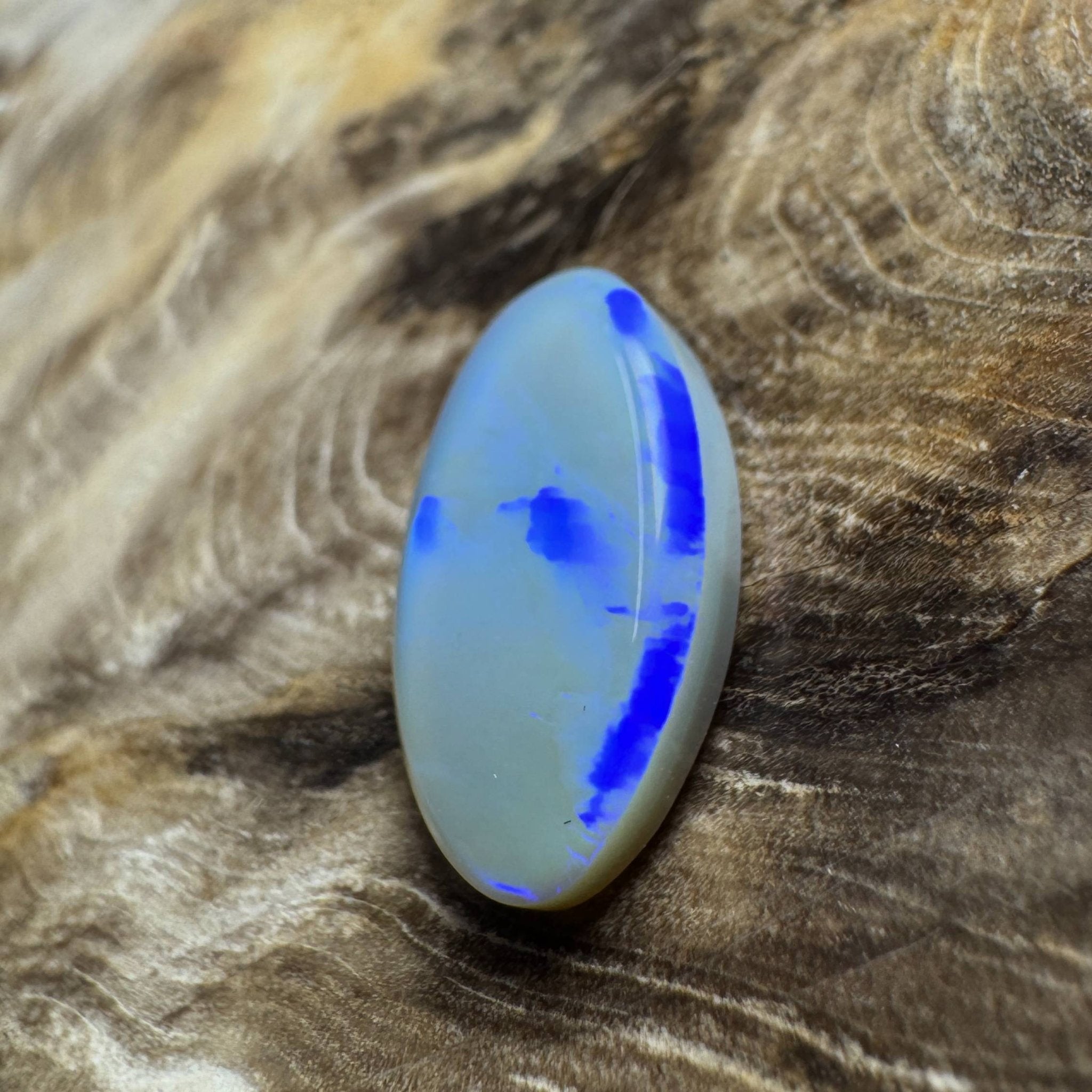 4ct Hand - Cut Solid Coober Pedy Lightning Ridge Opal