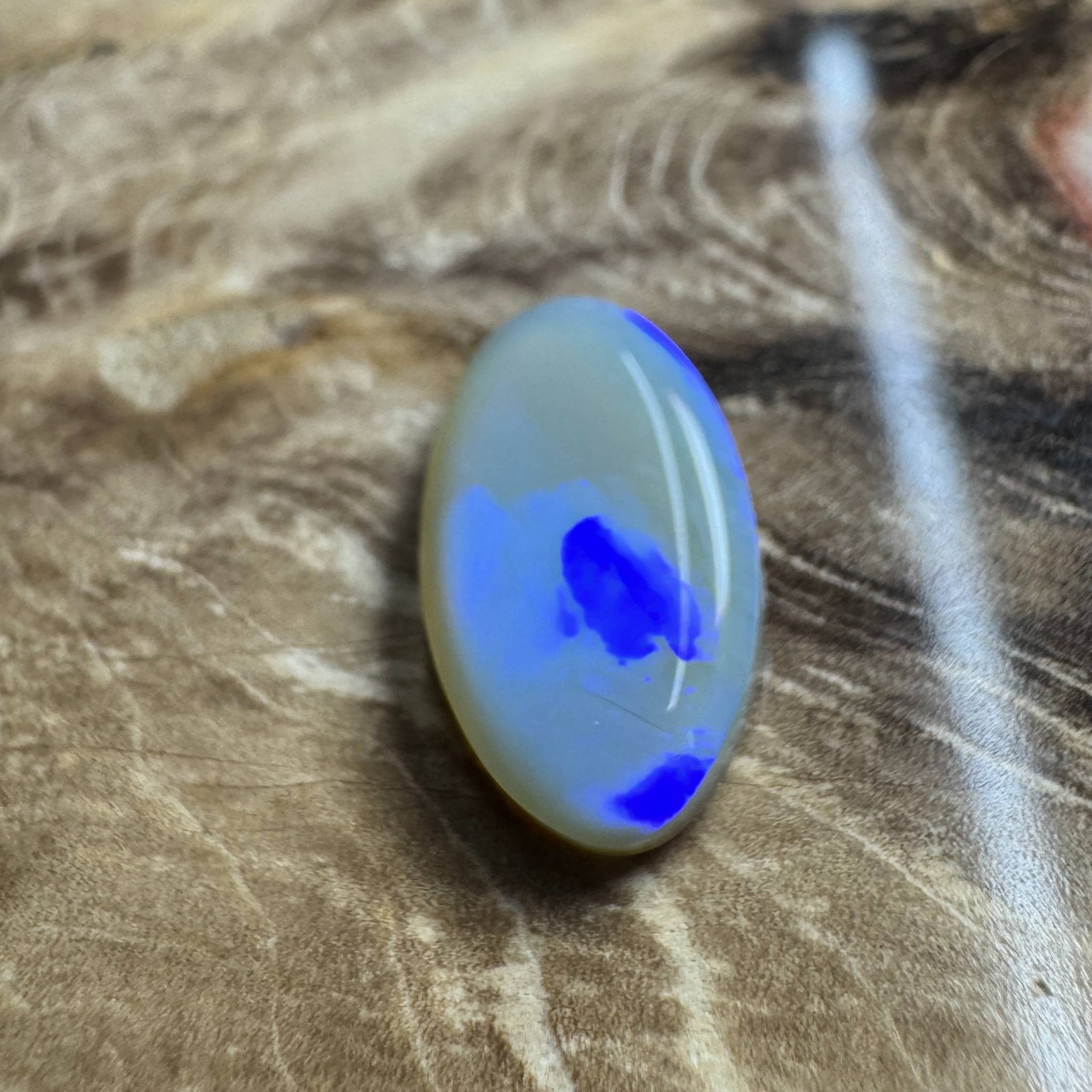 4ct Hand - Cut Solid Coober Pedy Lightning Ridge Opal