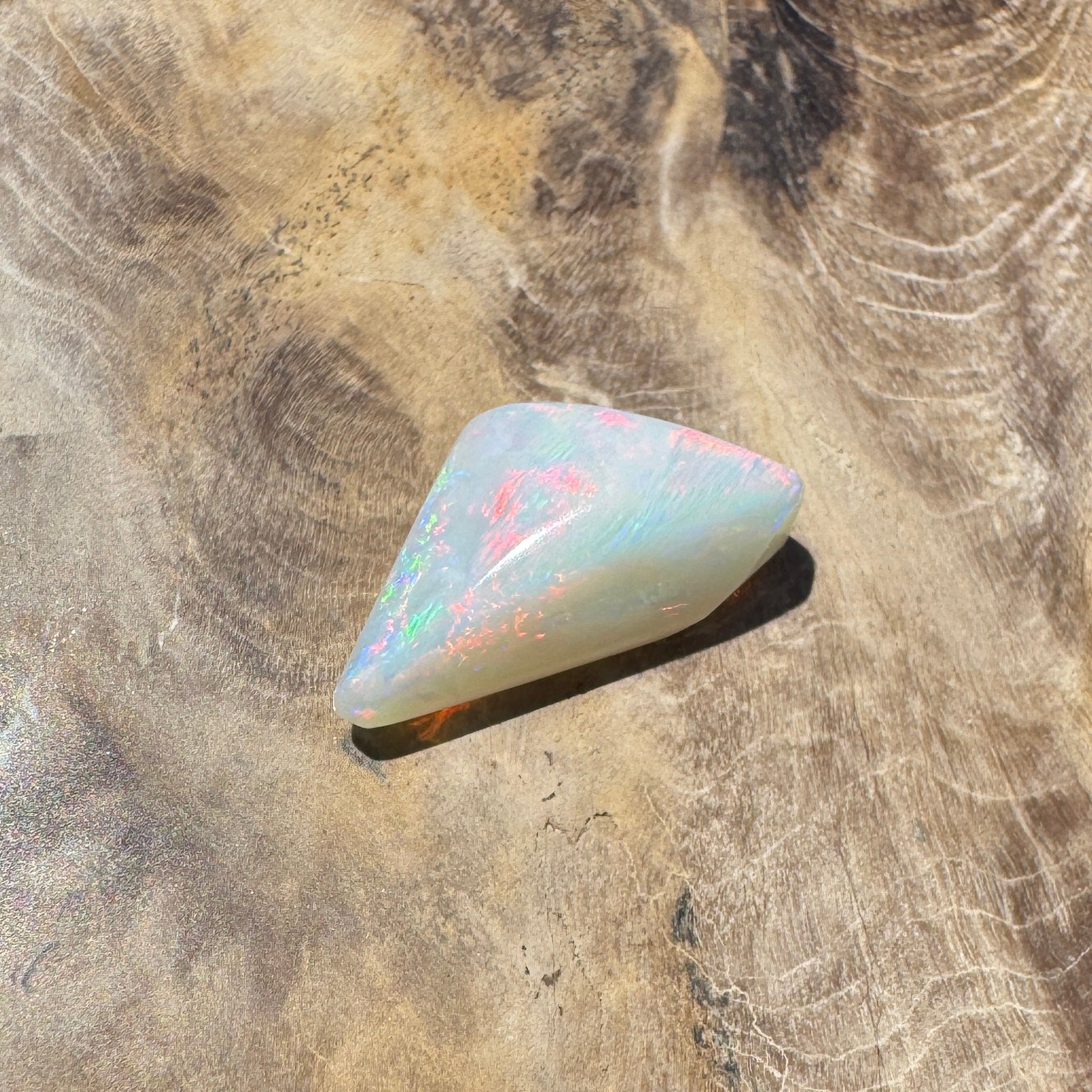 4ct Hand - cut Solid Coober Pedy Opal