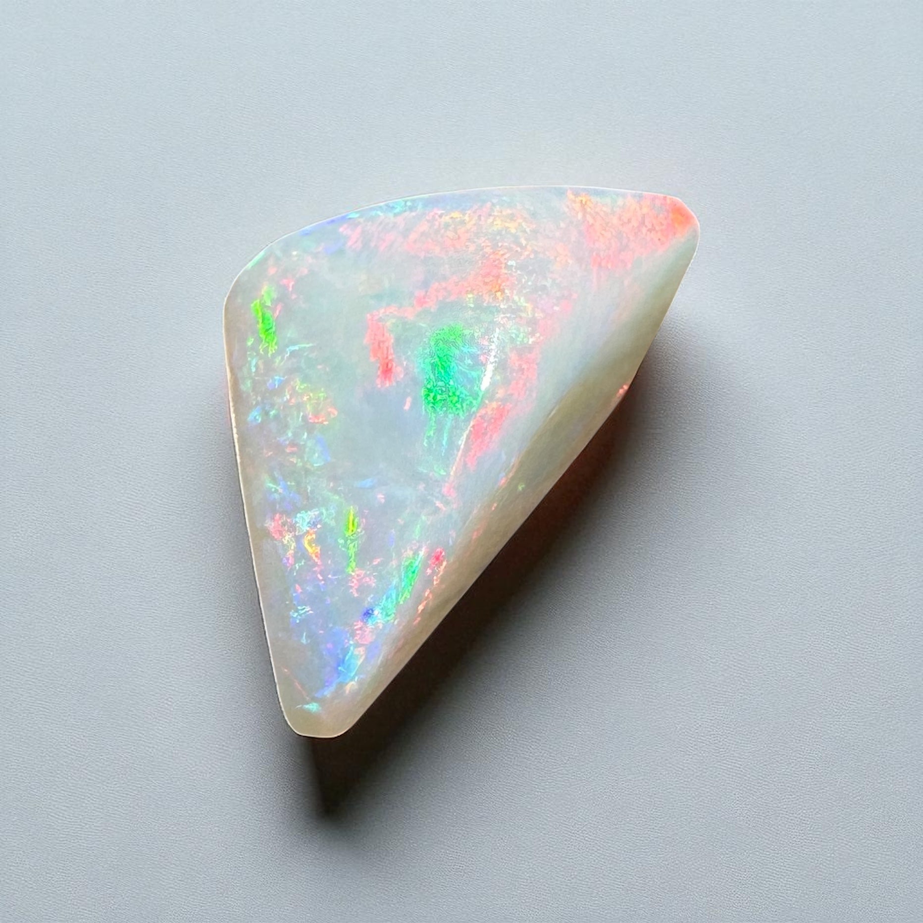 4ct Hand - cut Solid Coober Pedy Opal