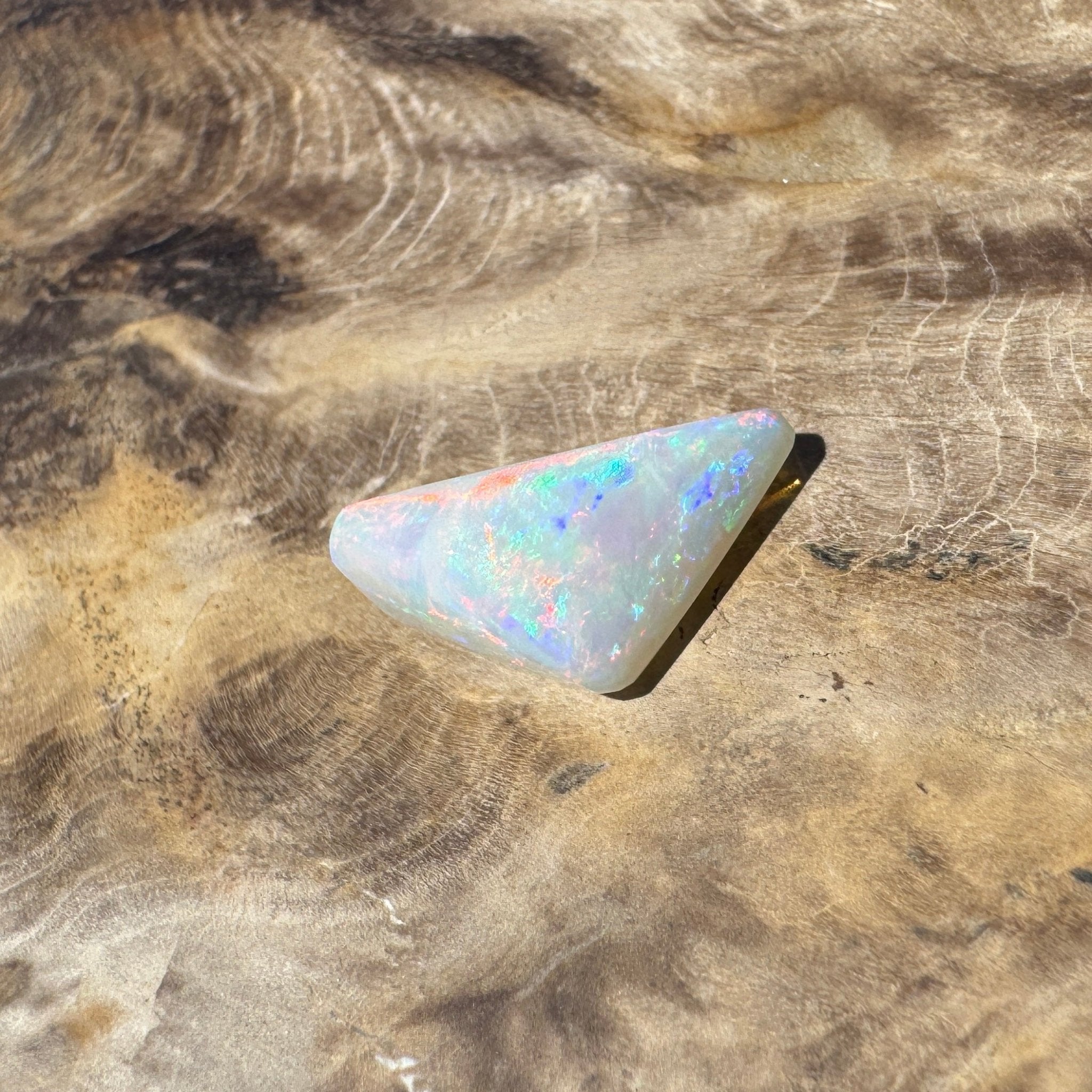 4ct Hand - cut Solid Coober Pedy Opal