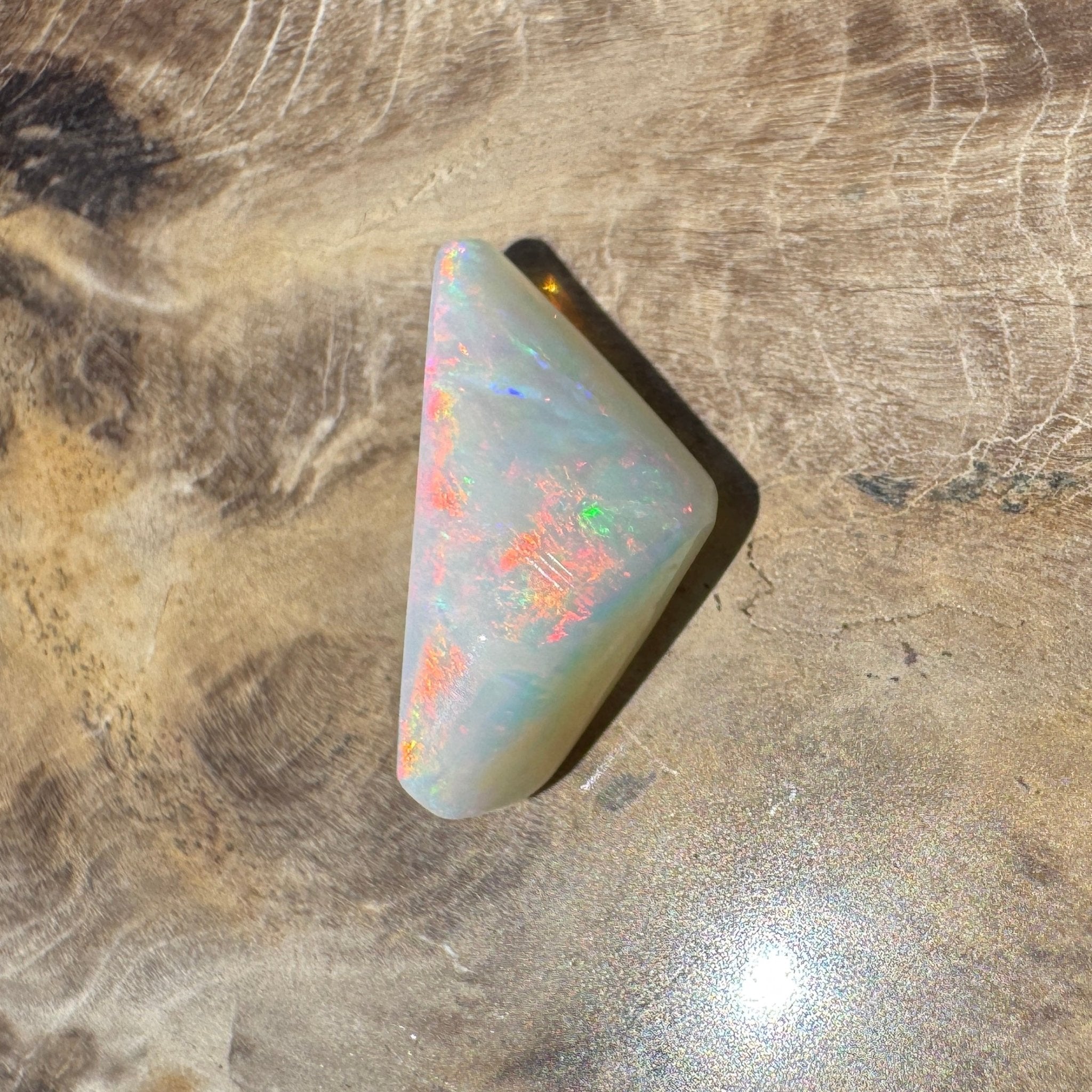 4ct Hand - cut Solid Coober Pedy Opal