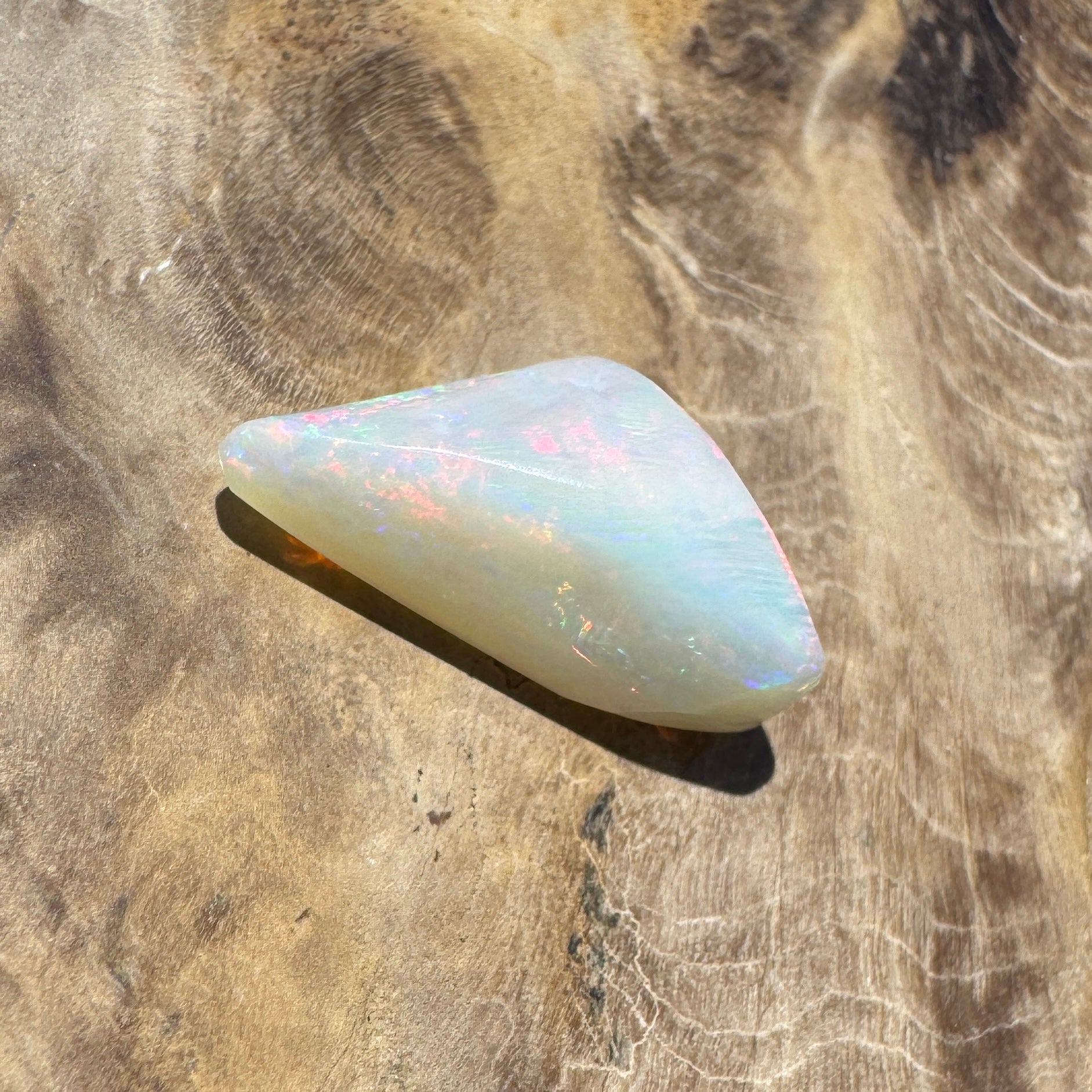 4ct Hand - cut Solid Coober Pedy Opal
